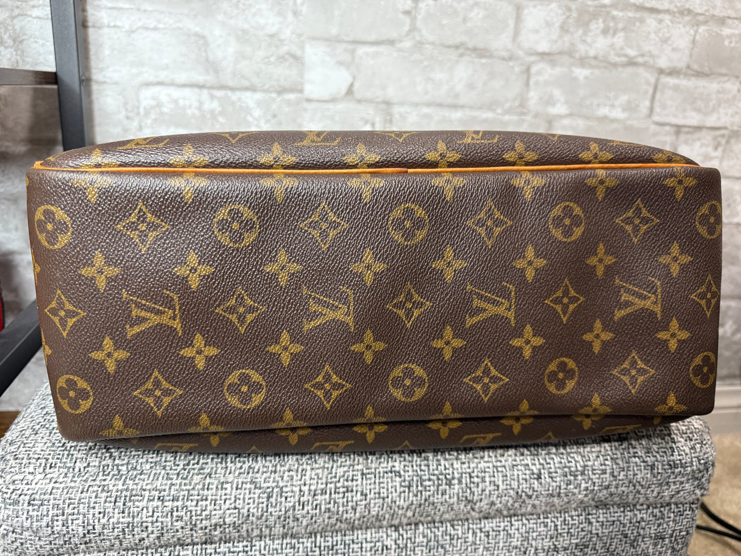 Louis Vuitton Vintage Deauville
Monogram Tote Bag