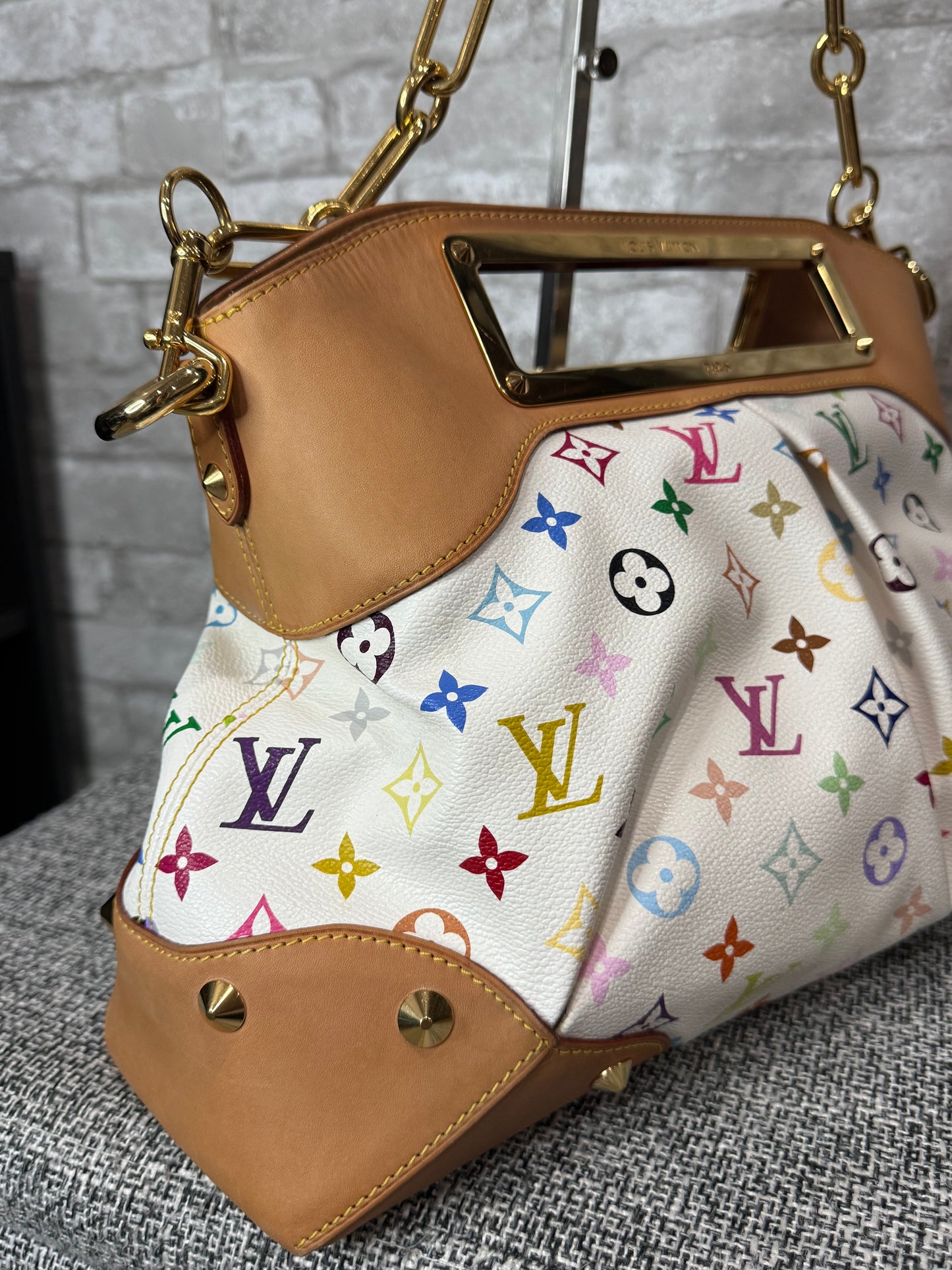 🖤 Louis Vuitton Takashi Murakami 2009 Limited Edition Judy in White 🖤