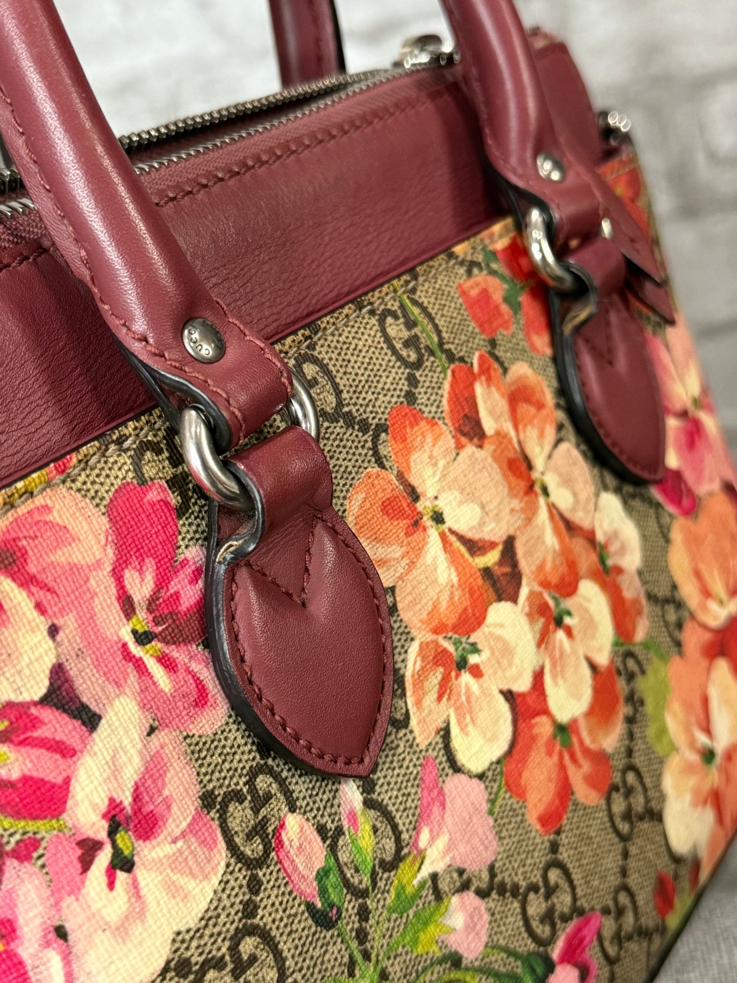 ๐ท๐ธ๐Gucci GG Supreme Pink Floral Print Top Handle ๐ท๐ธ๐