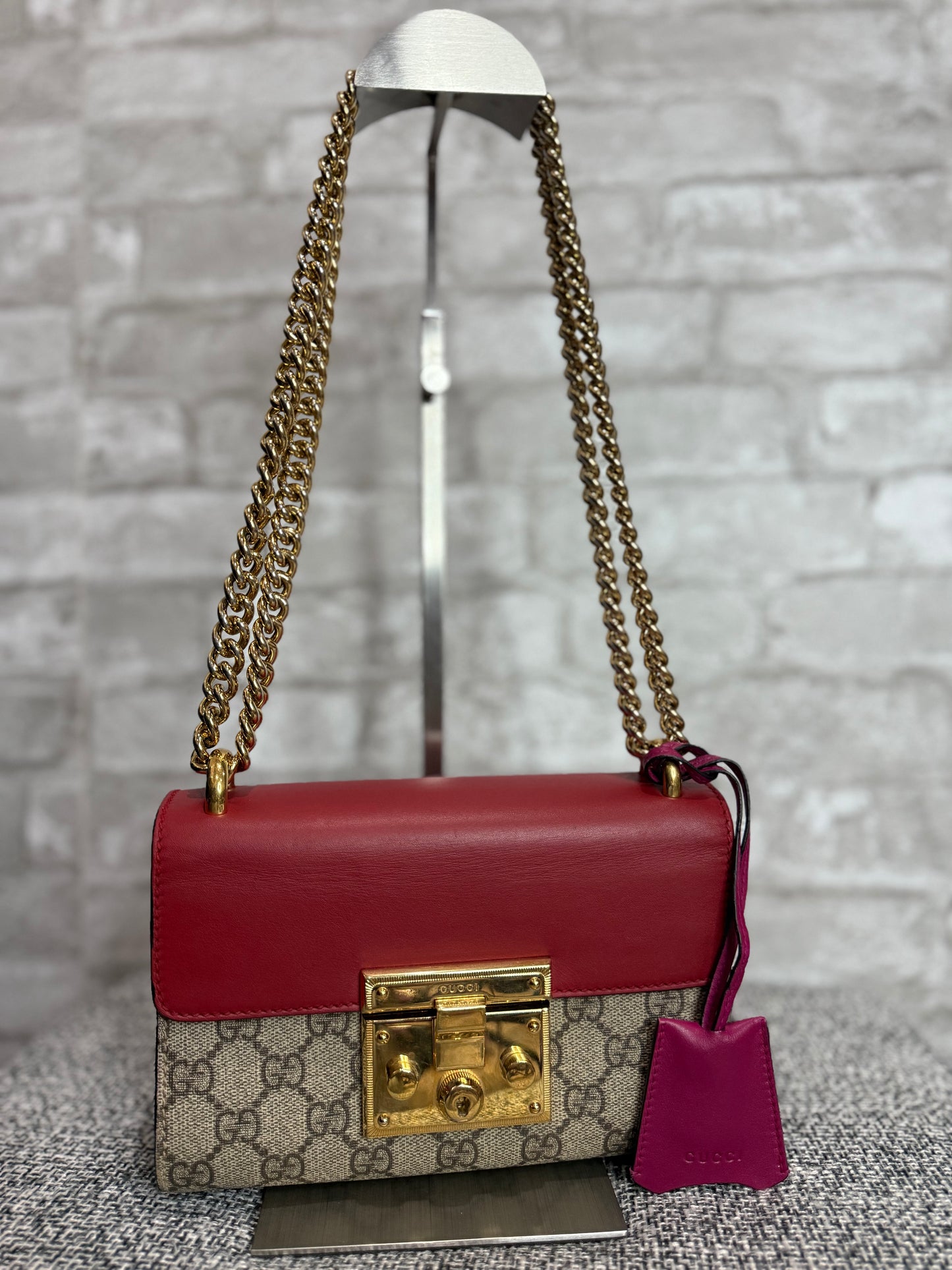 👜Gucci Supreme Monogram Small Padlock 👜