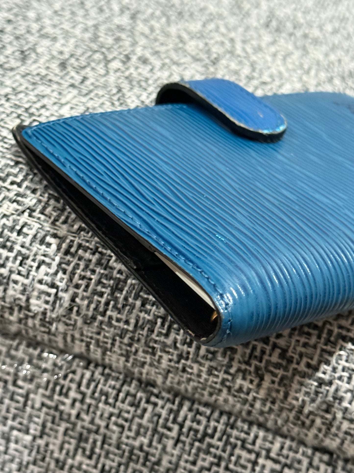 Louis Vuitton 1997 Agenda Epi Blue