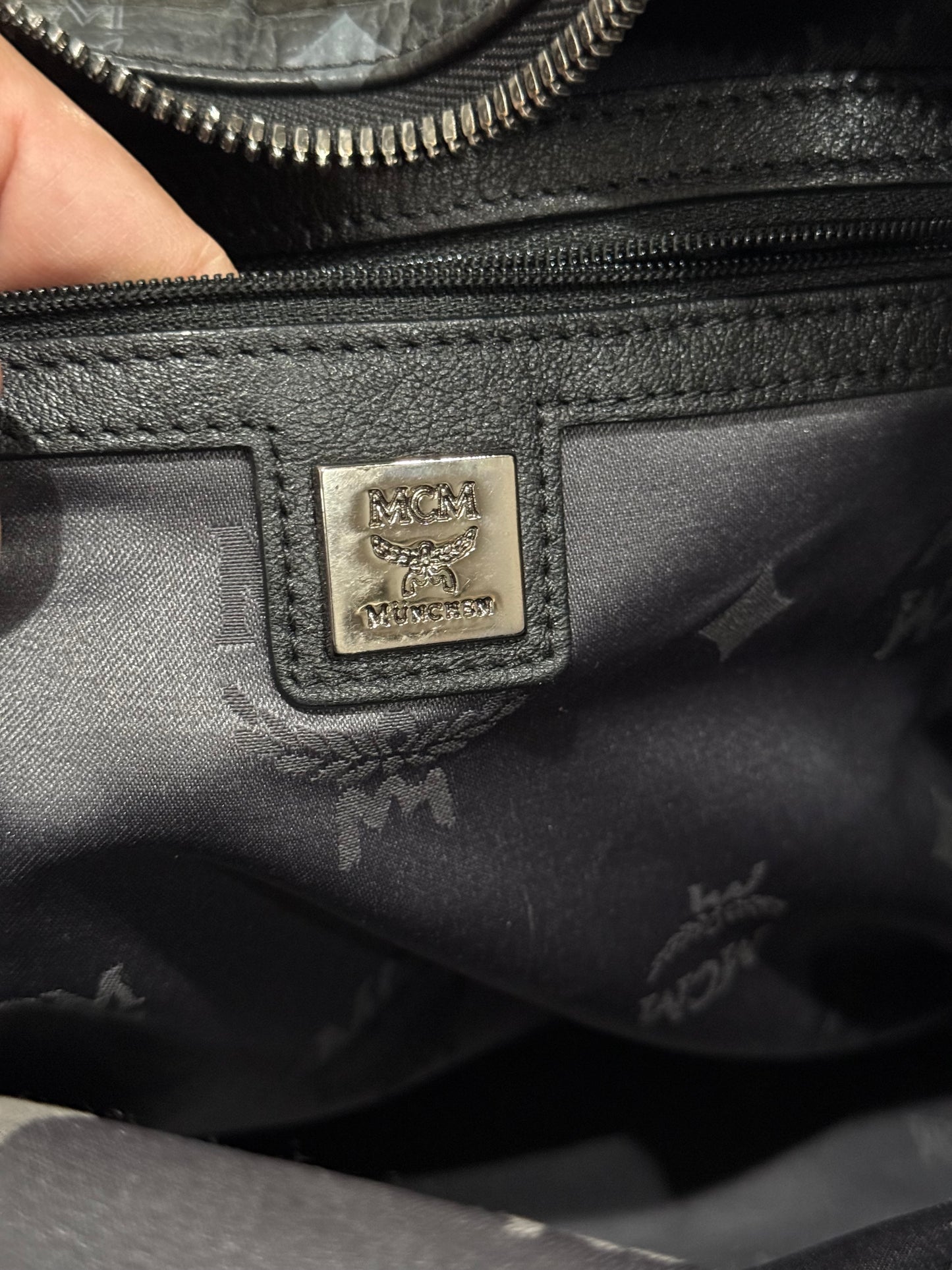 🎒MCM Large Backpack 🎒