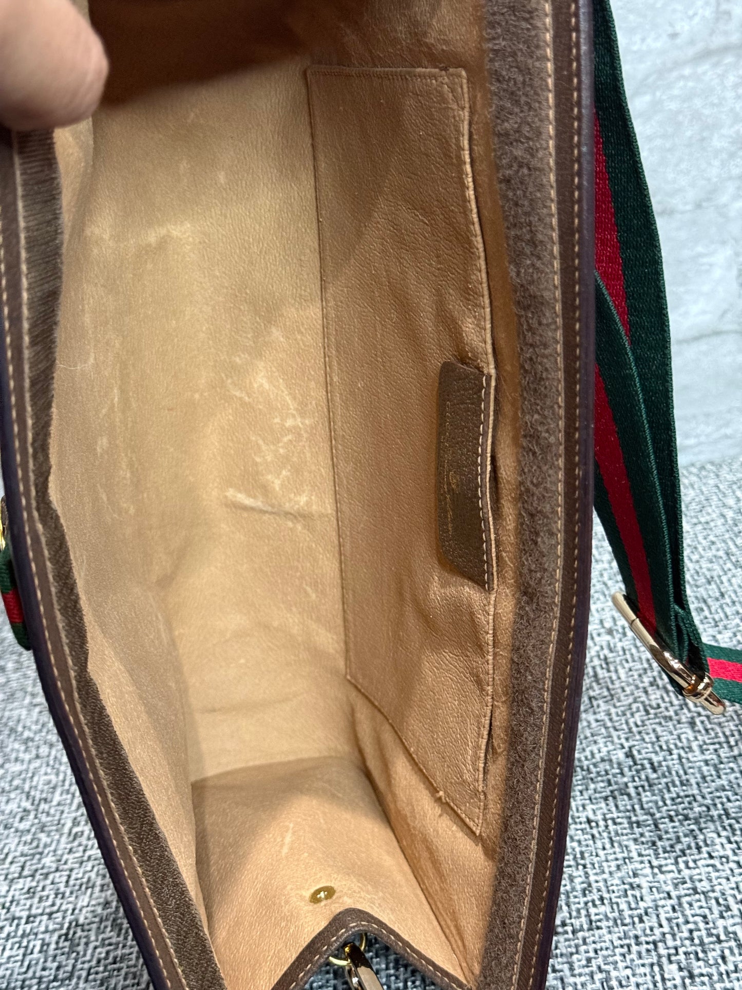 ๐ Gucci Vintage Clutch turned crossbody bag ๐