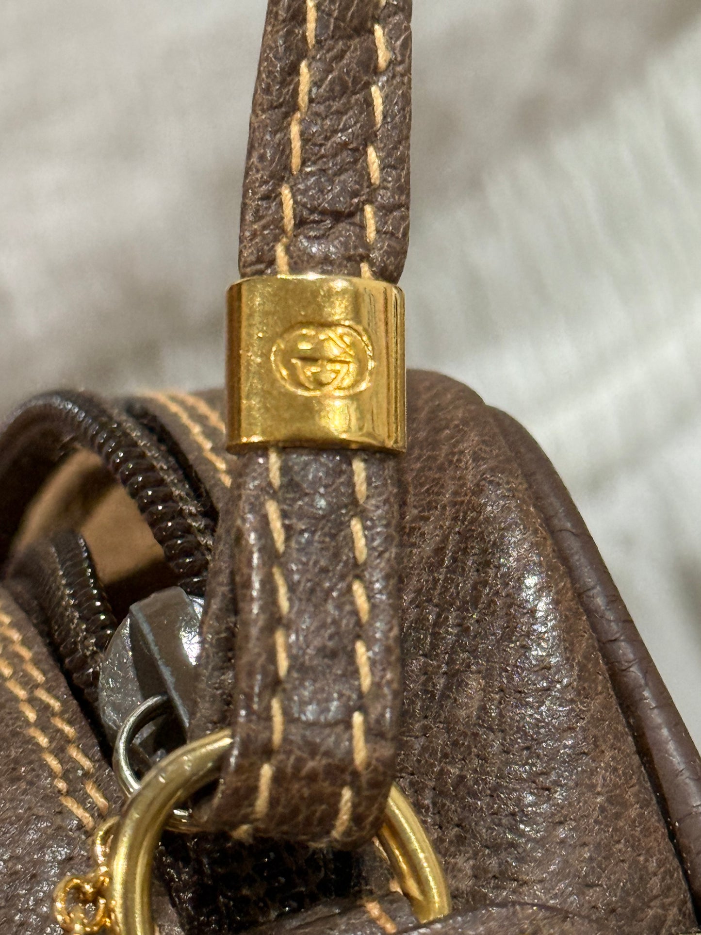 Vintage Gucci GG Supreme Crossbody