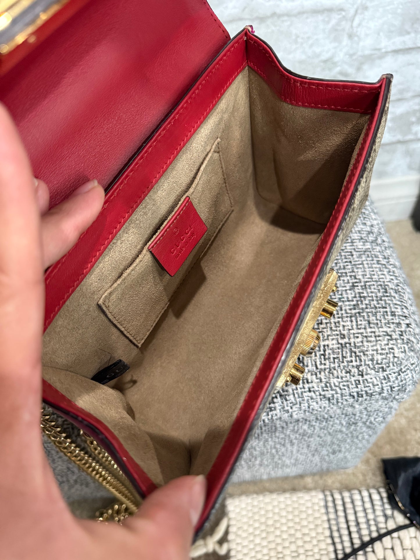👜Gucci Supreme Monogram Small Padlock 👜