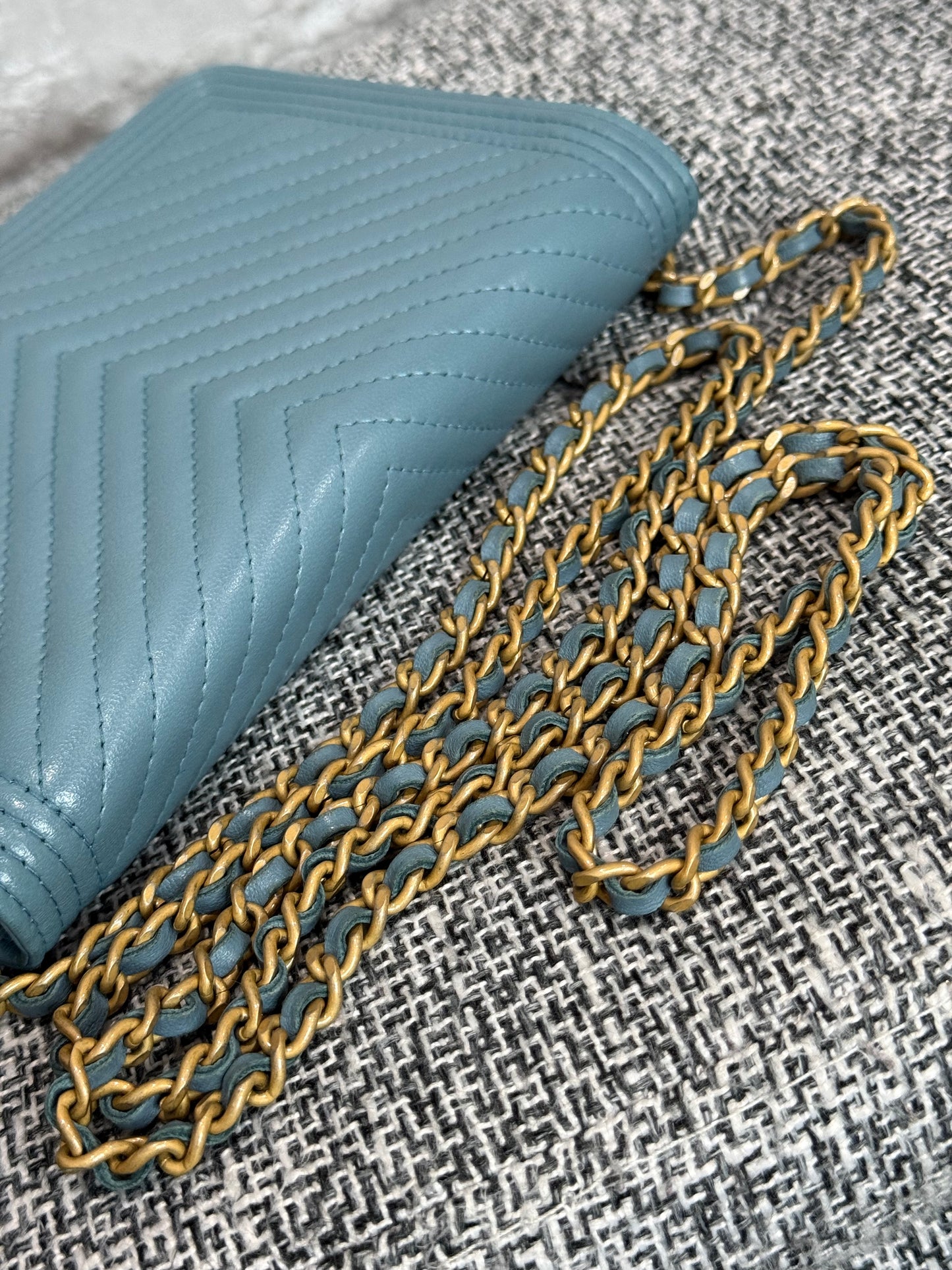 👜🪻Chanel Boy Wallet On Chain Lambskin Leather 🪻👜