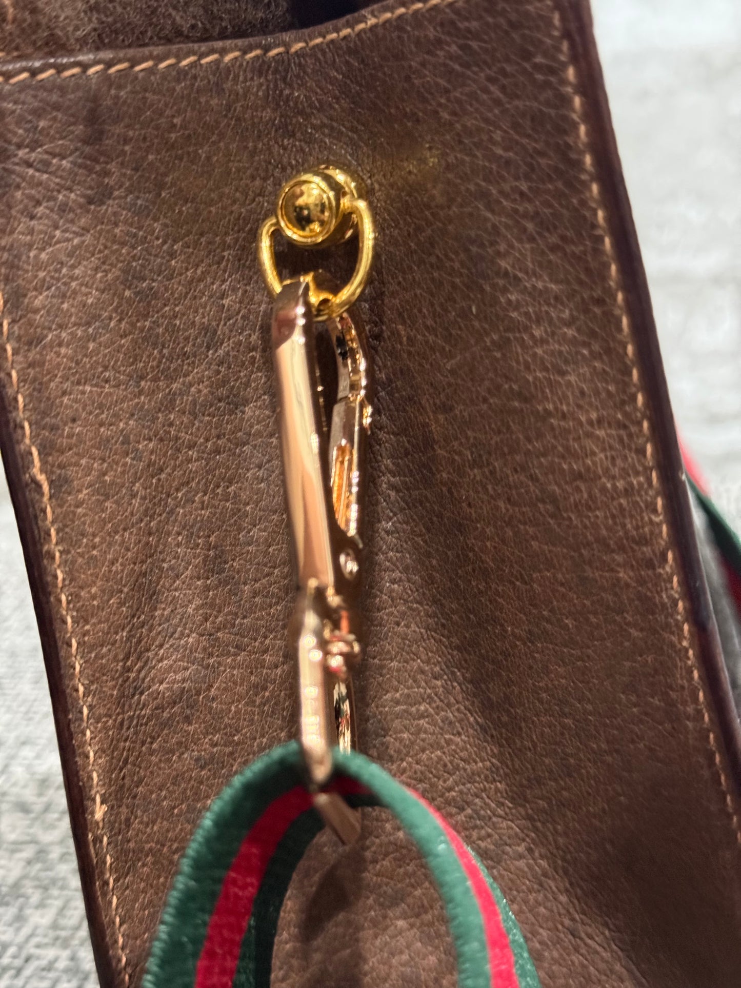 ๐ Gucci Vintage Clutch turned crossbody bag ๐