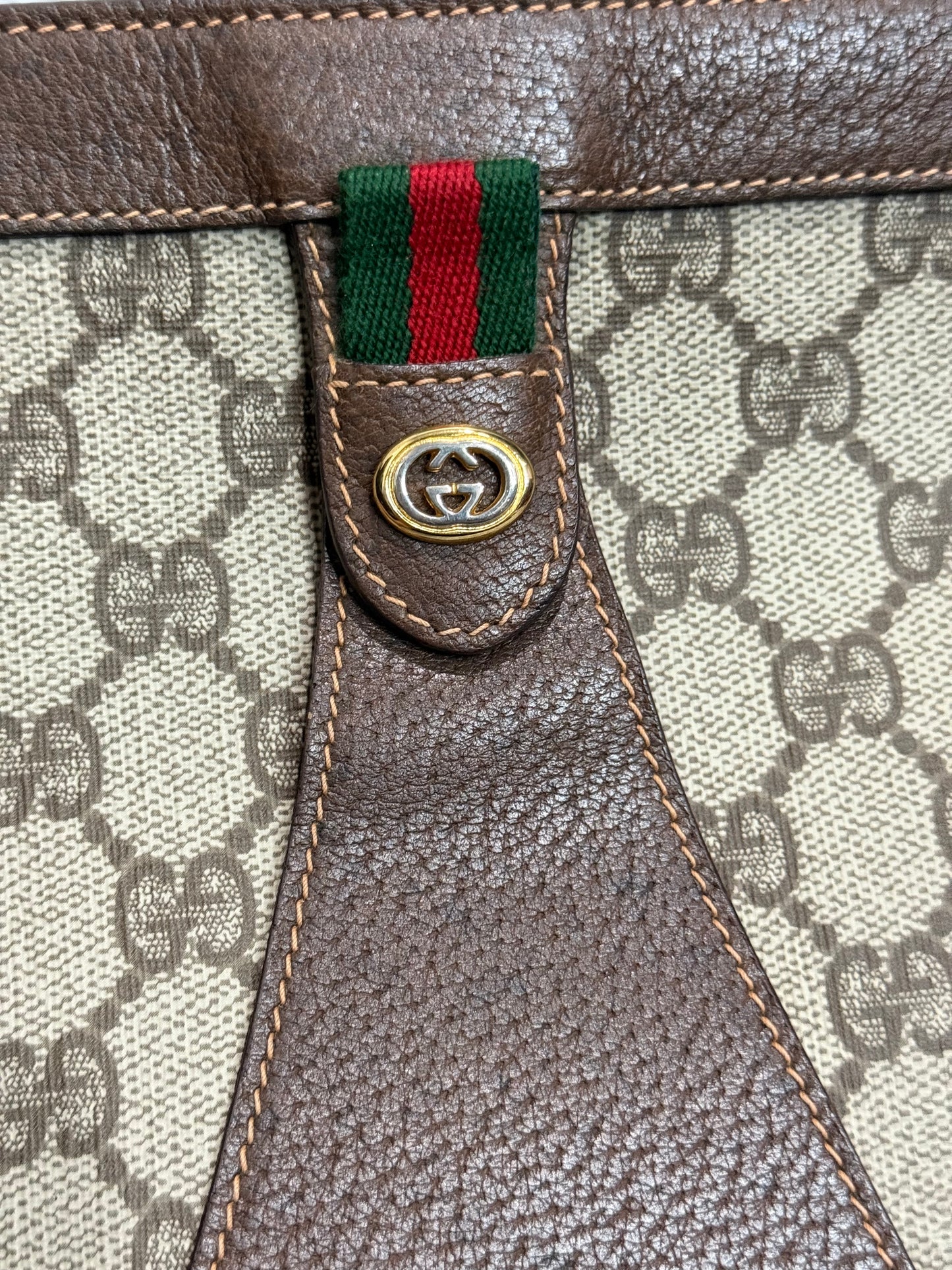 ๐ Gucci Vintage Clutch turned crossbody bag ๐