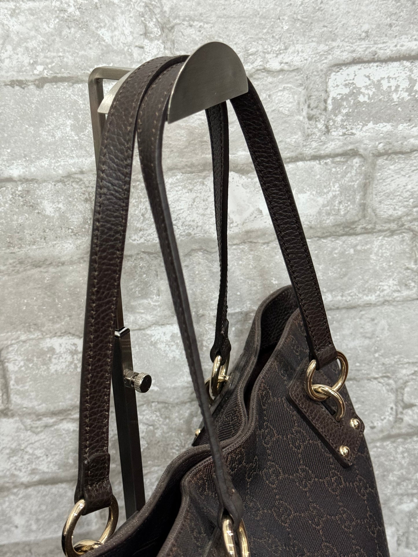 Gucci GG Supreme Tote Bag π