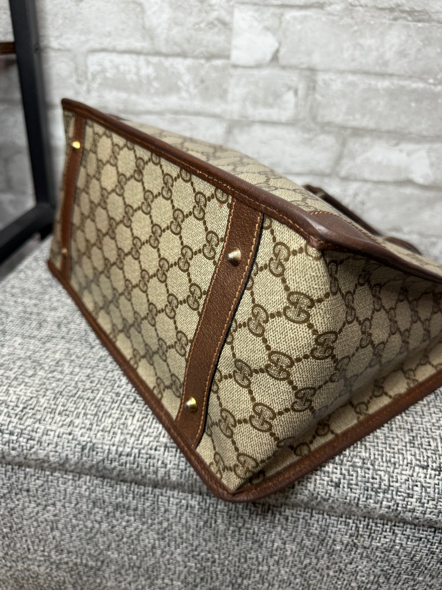 Gucci Vintage GG Supreme Bag