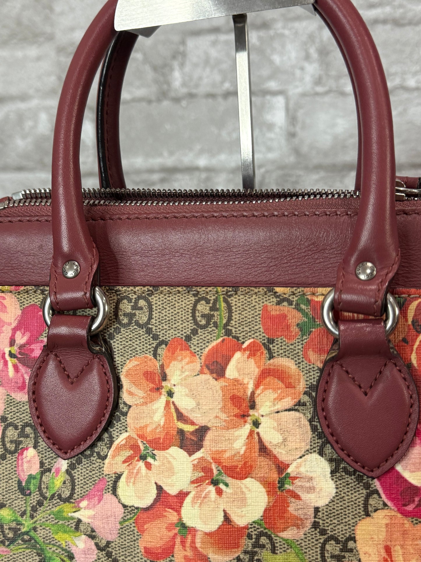 ๐ท๐ธ๐Gucci GG Supreme Pink Floral Print Top Handle ๐ท๐ธ๐