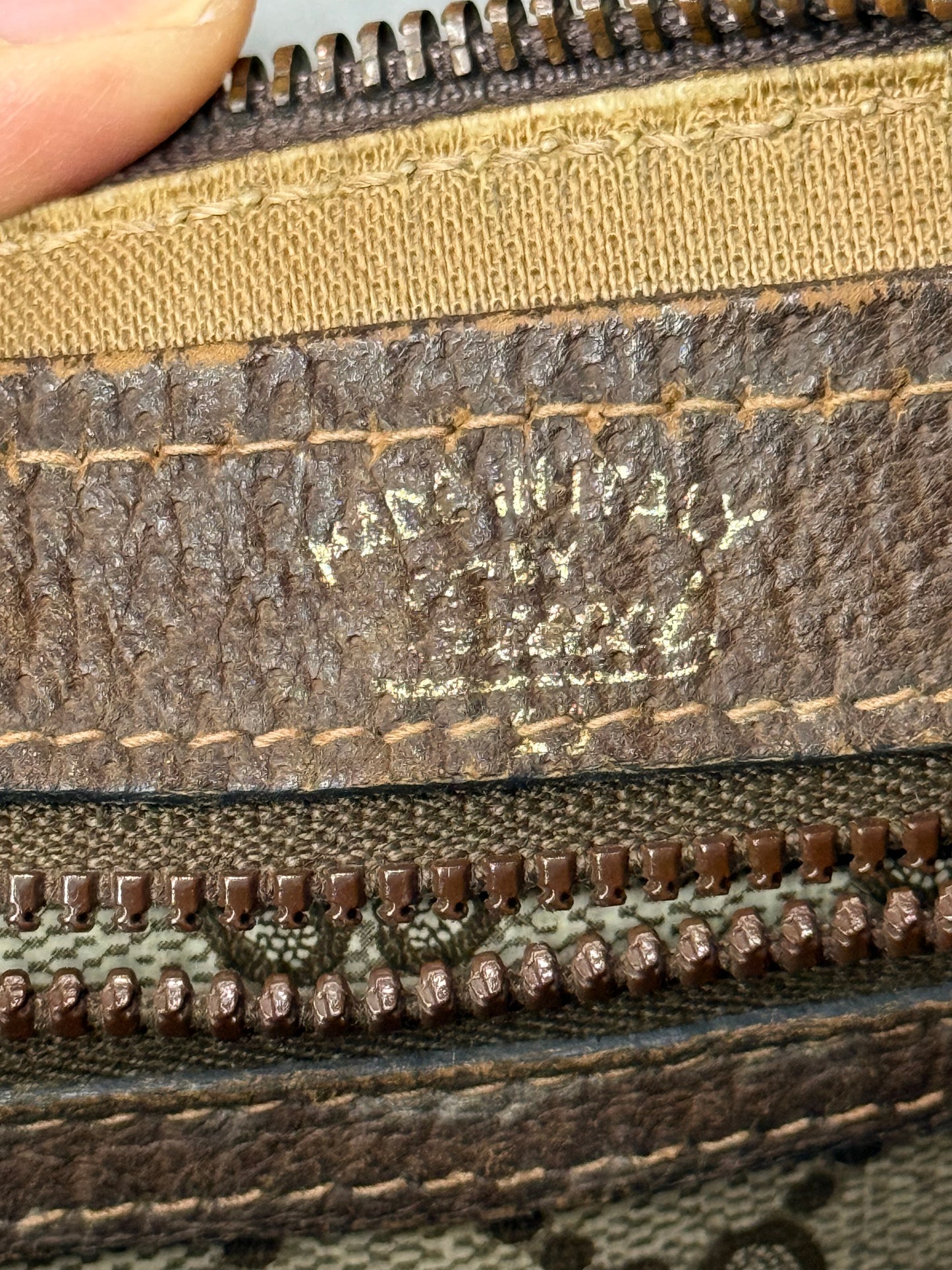 Gucci Vintage GG Supreme Bag