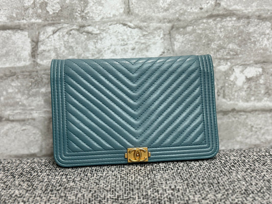 👜🪻Chanel Boy Wallet On Chain Lambskin Leather 🪻👜