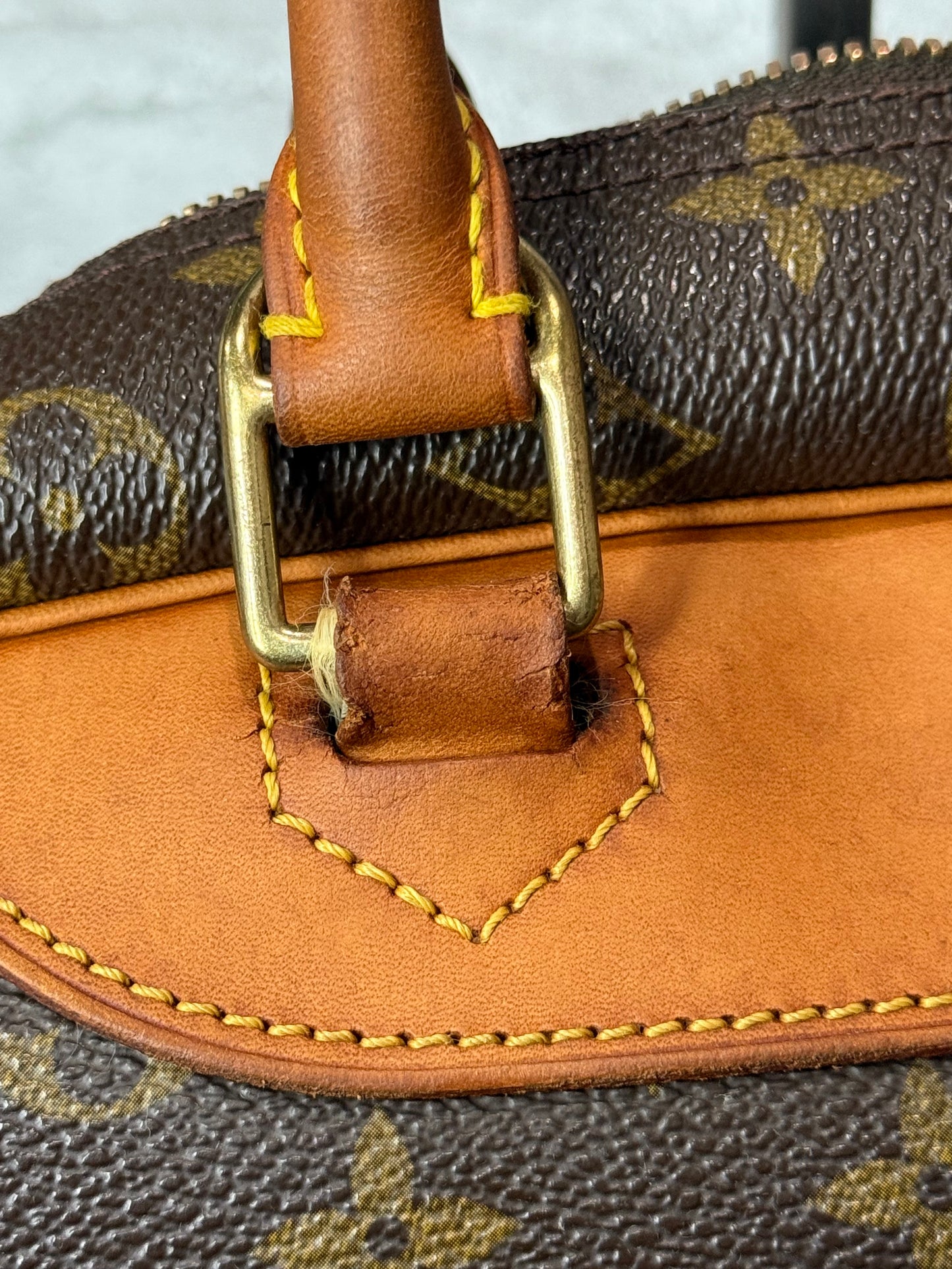 Louis Vuitton Vintage Deauville
Monogram Tote Bag