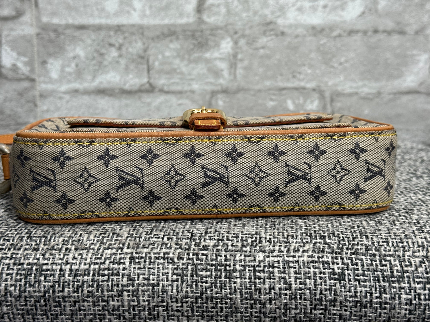 Louis Vuitton 2001 Vintage Juliette cloth handbag