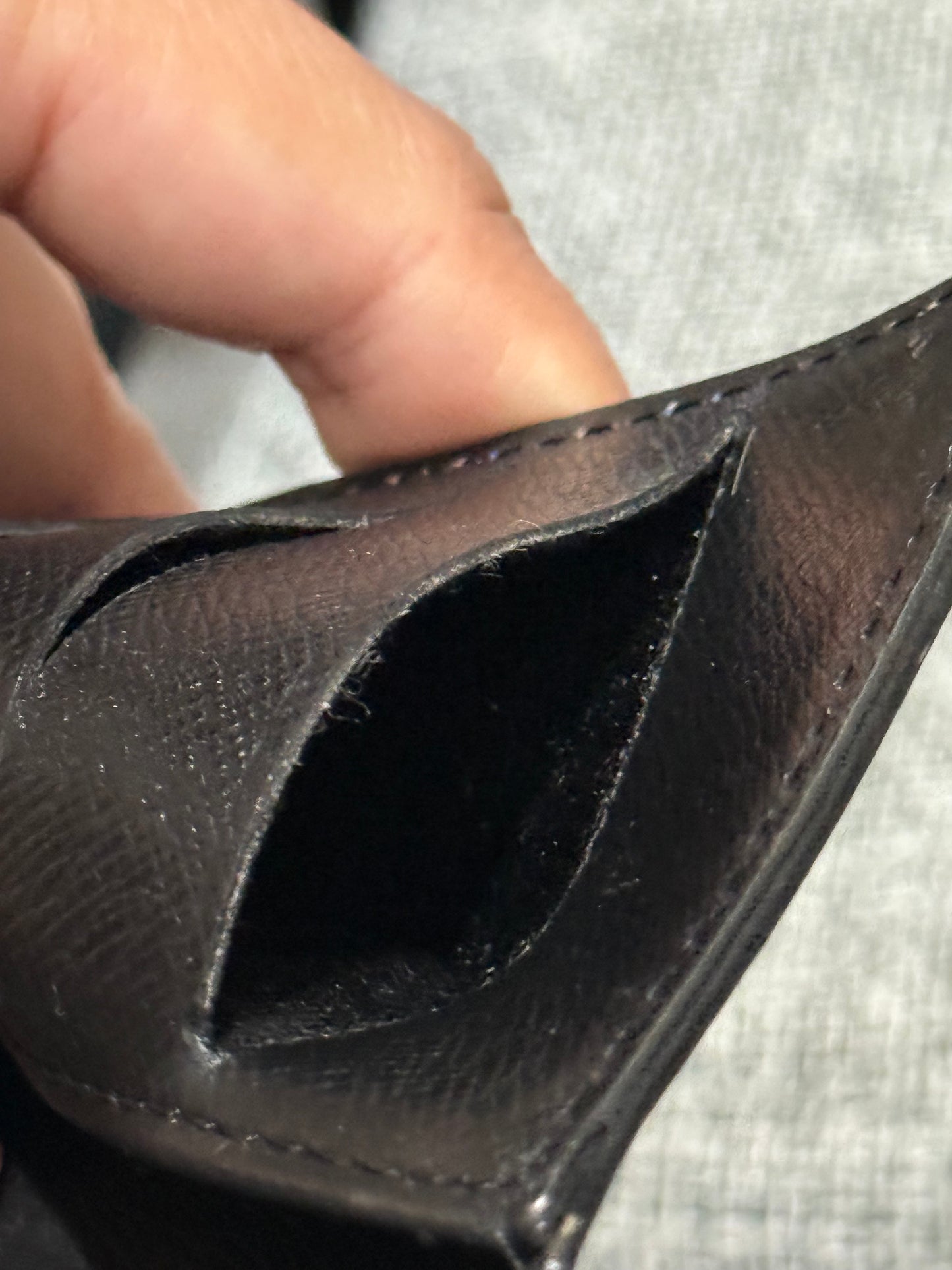 Louis Vuitton 1997 Agenda Epi Blue