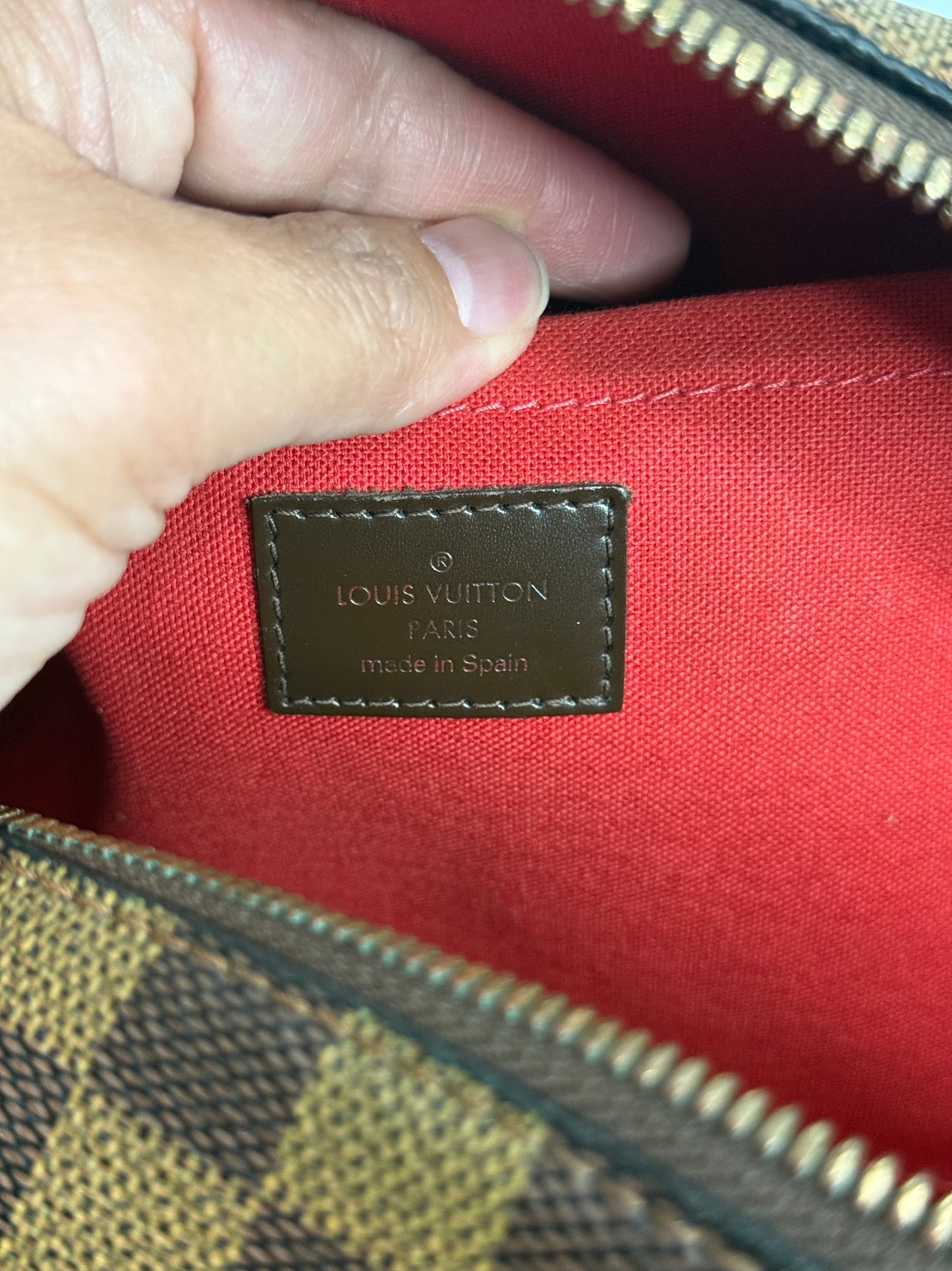 ‼️👜 TRAVEL BUNDLE deal 👜‼️
 ‼️ 2 Bags‼️👜
🌹 👜Louis Vuitton Rivera Damier Ebene GM & MM size 👜 🌹