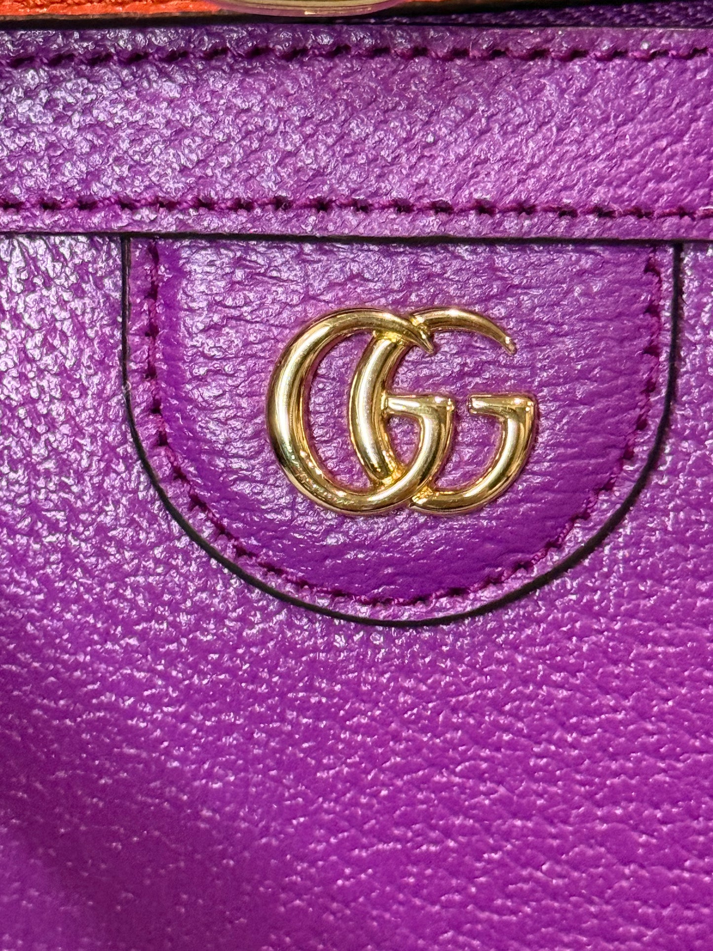 🌸🪻Gucci Mini Diana tote bag with Bamboo top handle in purple 🪻🌸
Retails $3500
🪻Excellent condition🪻