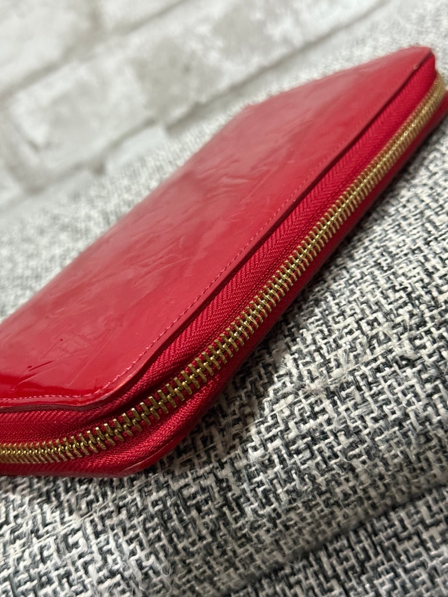 Louis Vuitton 2012 Red Vernis Zippy Wallet in Monogram