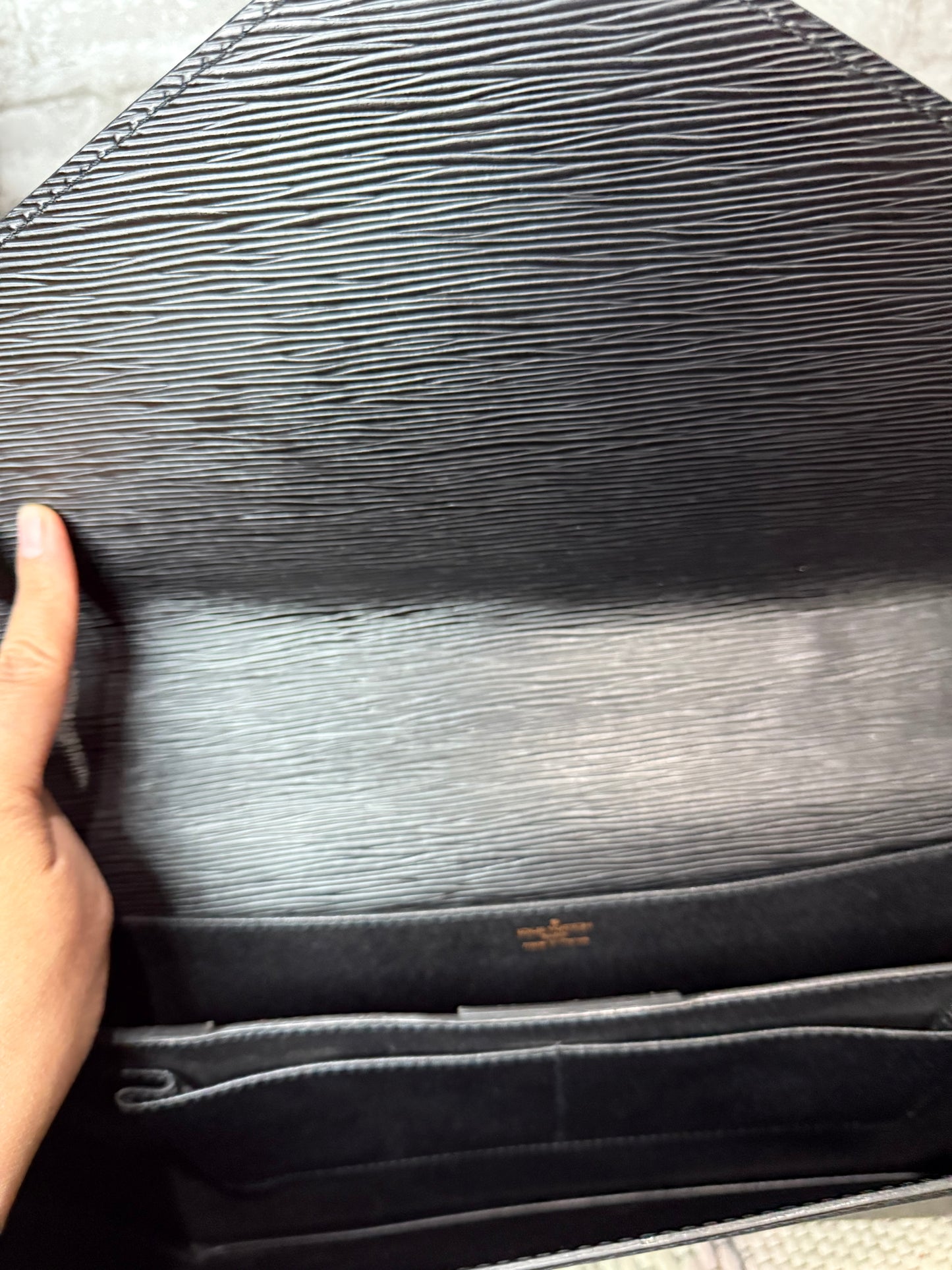 LOUIS VUITTON Epi Porte Documents Senateur Briefcase Black