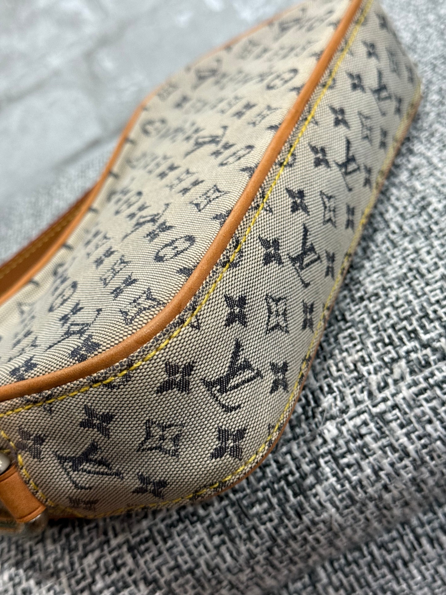 Louis Vuitton 2001 Vintage Juliette cloth handbag