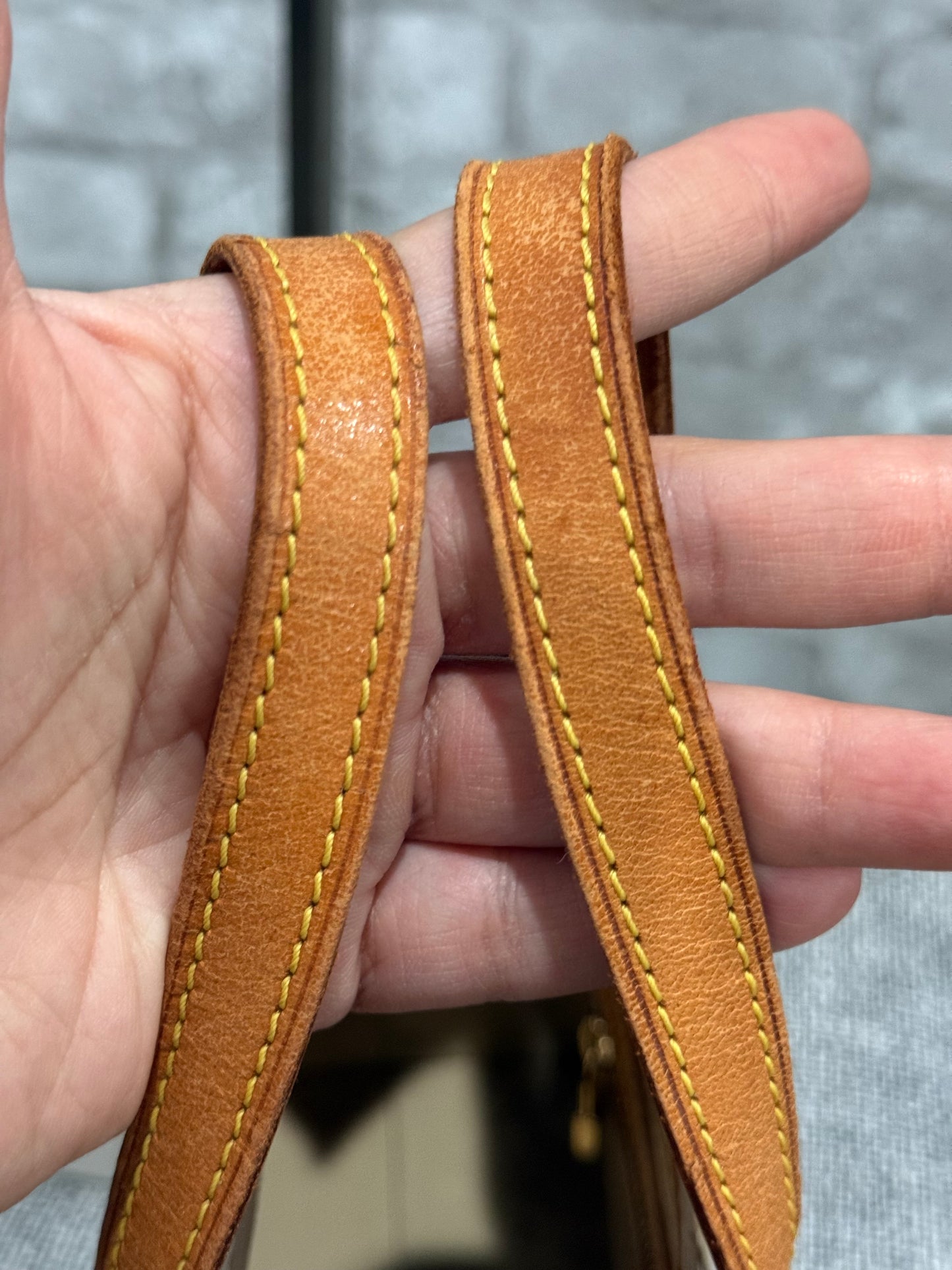 🌼👜Louis Vuitton Monogram Vernis Lead Golden Yellow 👜🌼