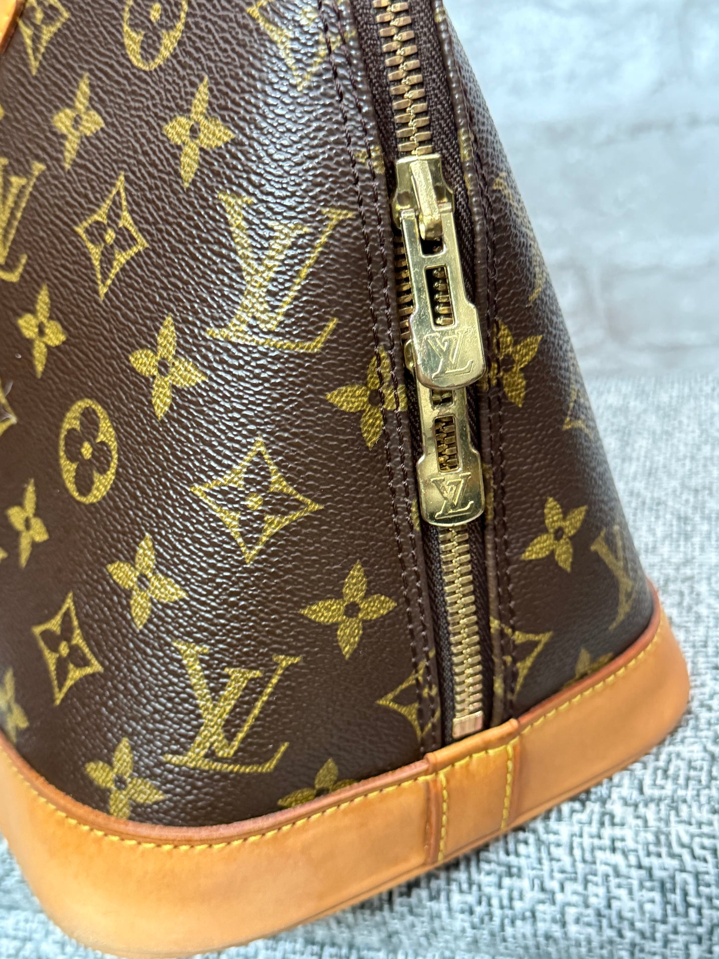 🌸👜Louis Vuitton Vintage Alma PM 1999 Monogram 👜 🌸