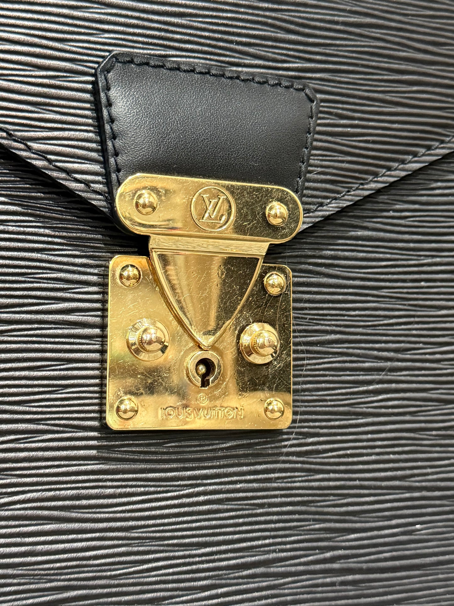 LOUIS VUITTON Epi Porte Documents Senateur Briefcase Black