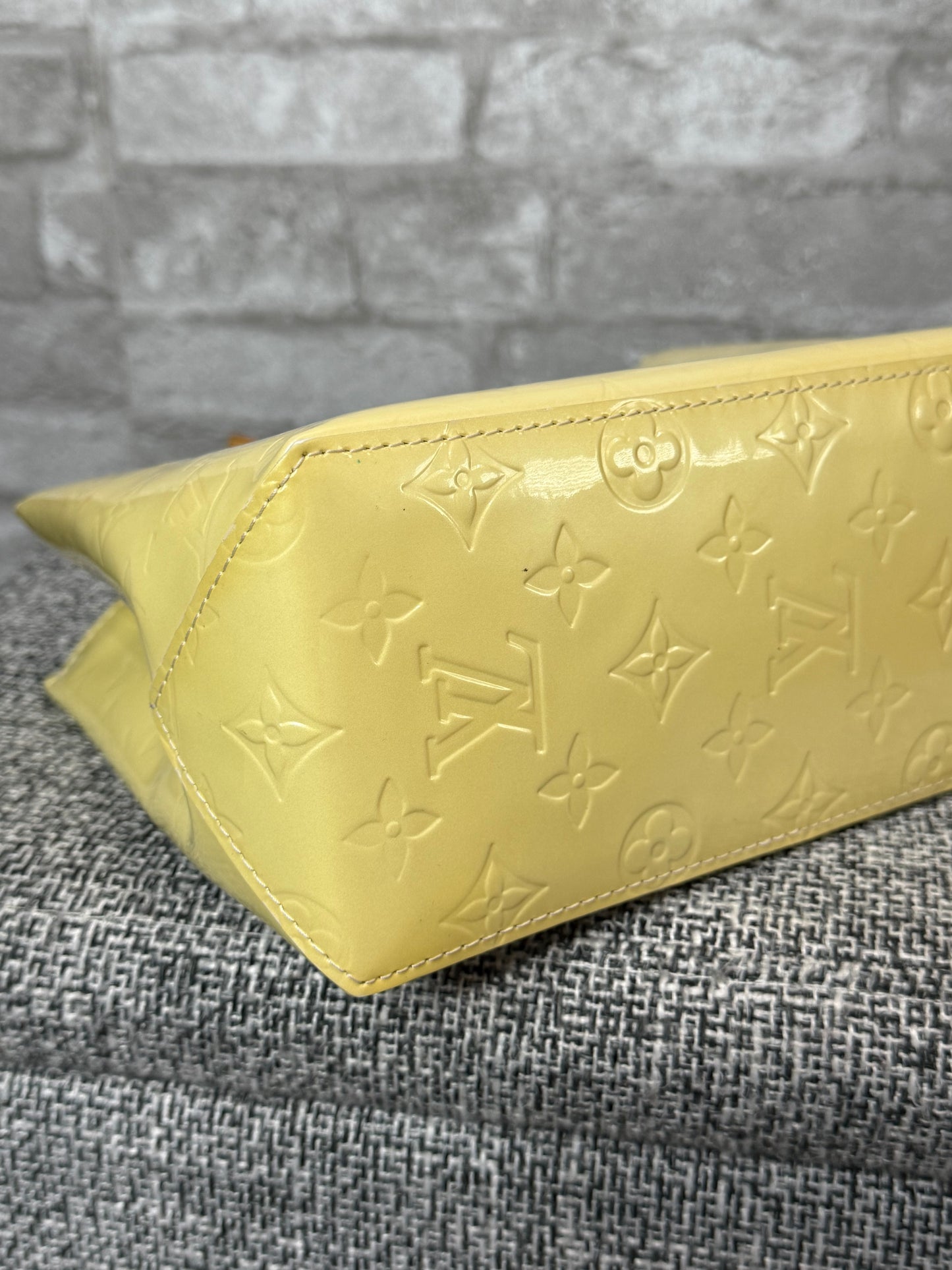 🌼👜Louis Vuitton Monogram Vernis Lead Yellow 👜🌼