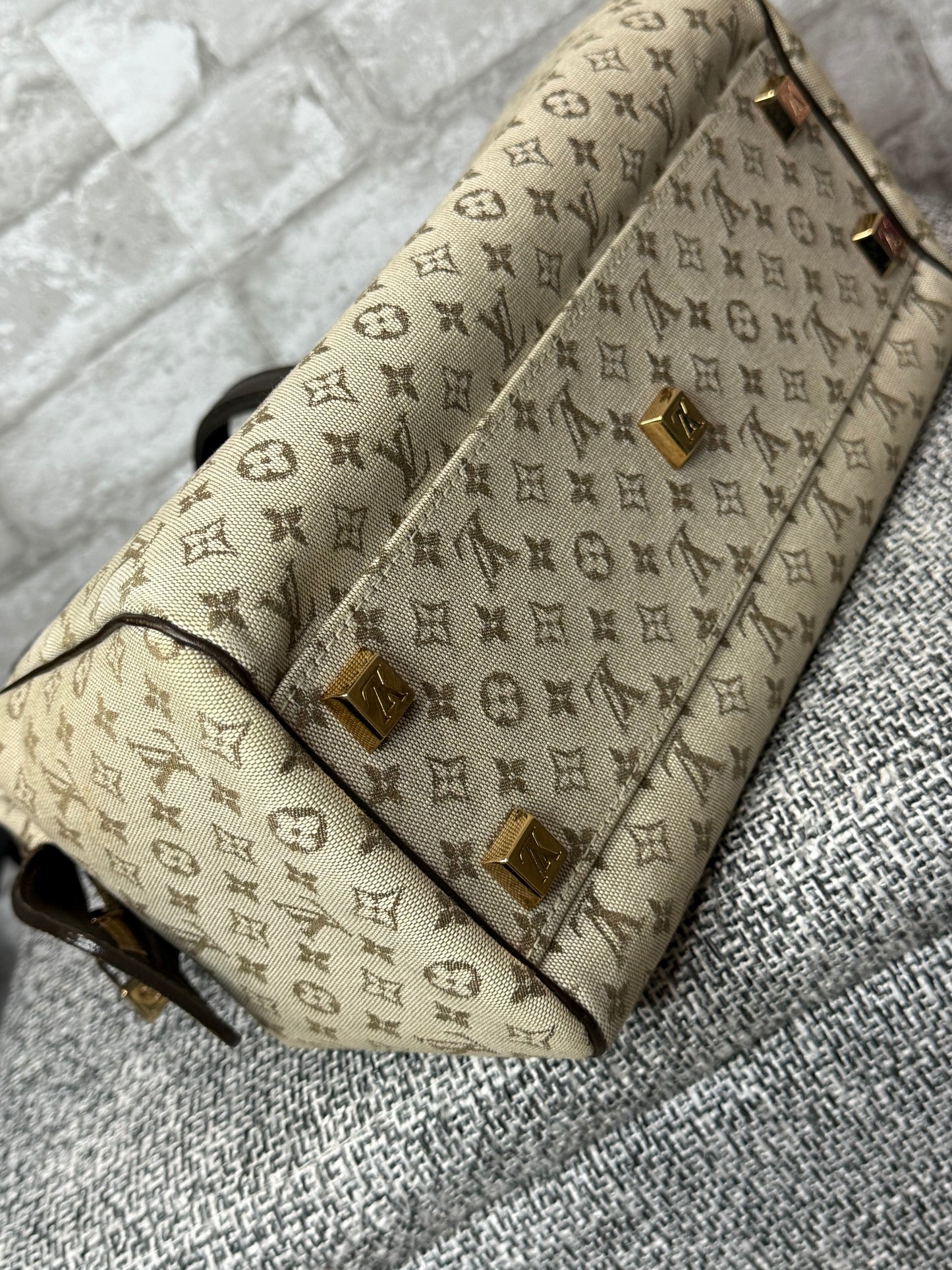 Louis Vuitton 2002 Vintage Monogram Mini Lin Josephine
