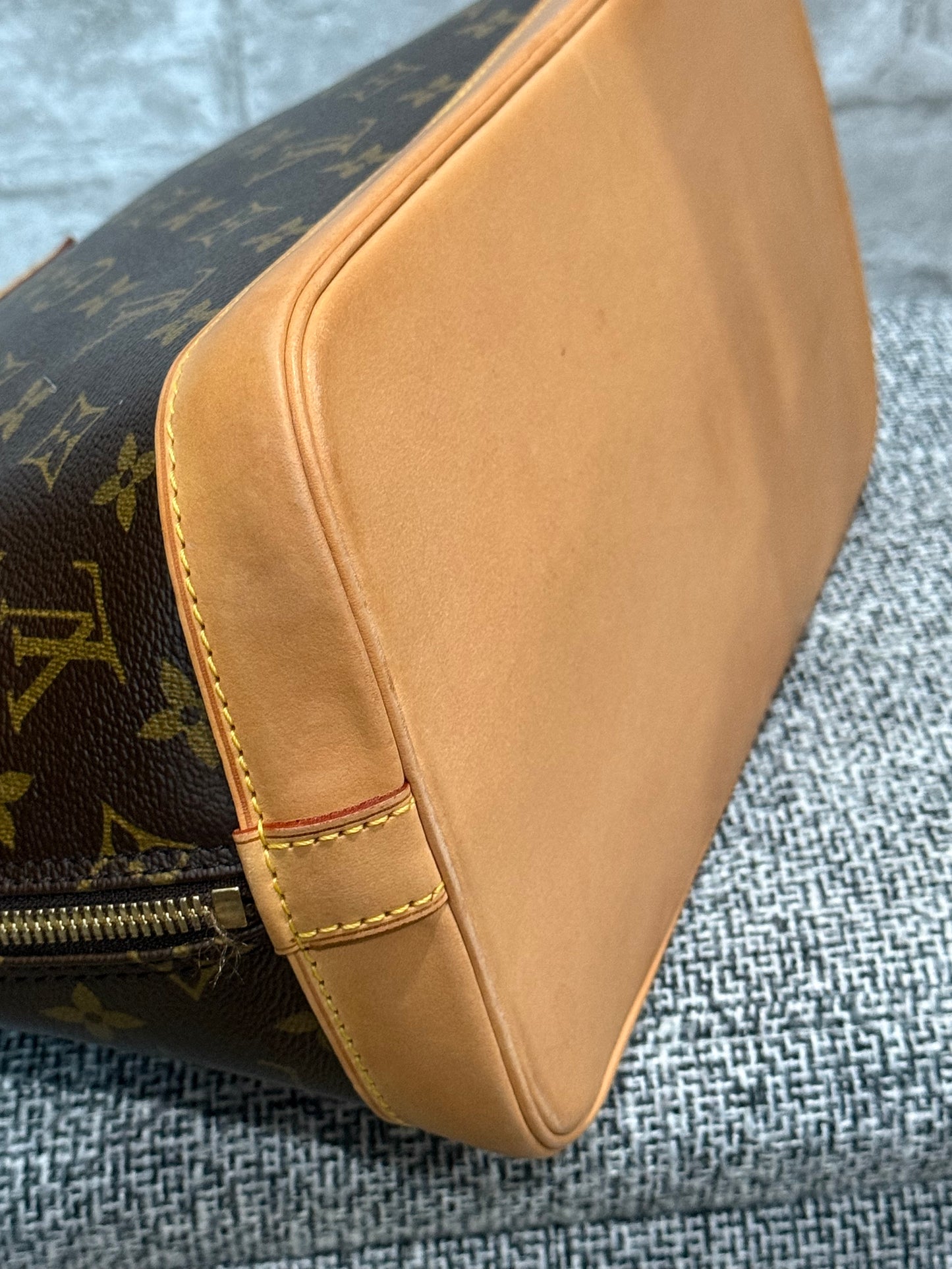 🌸👜Louis Vuitton Vintage Alma PM 2004 Monogram 👜 🌸