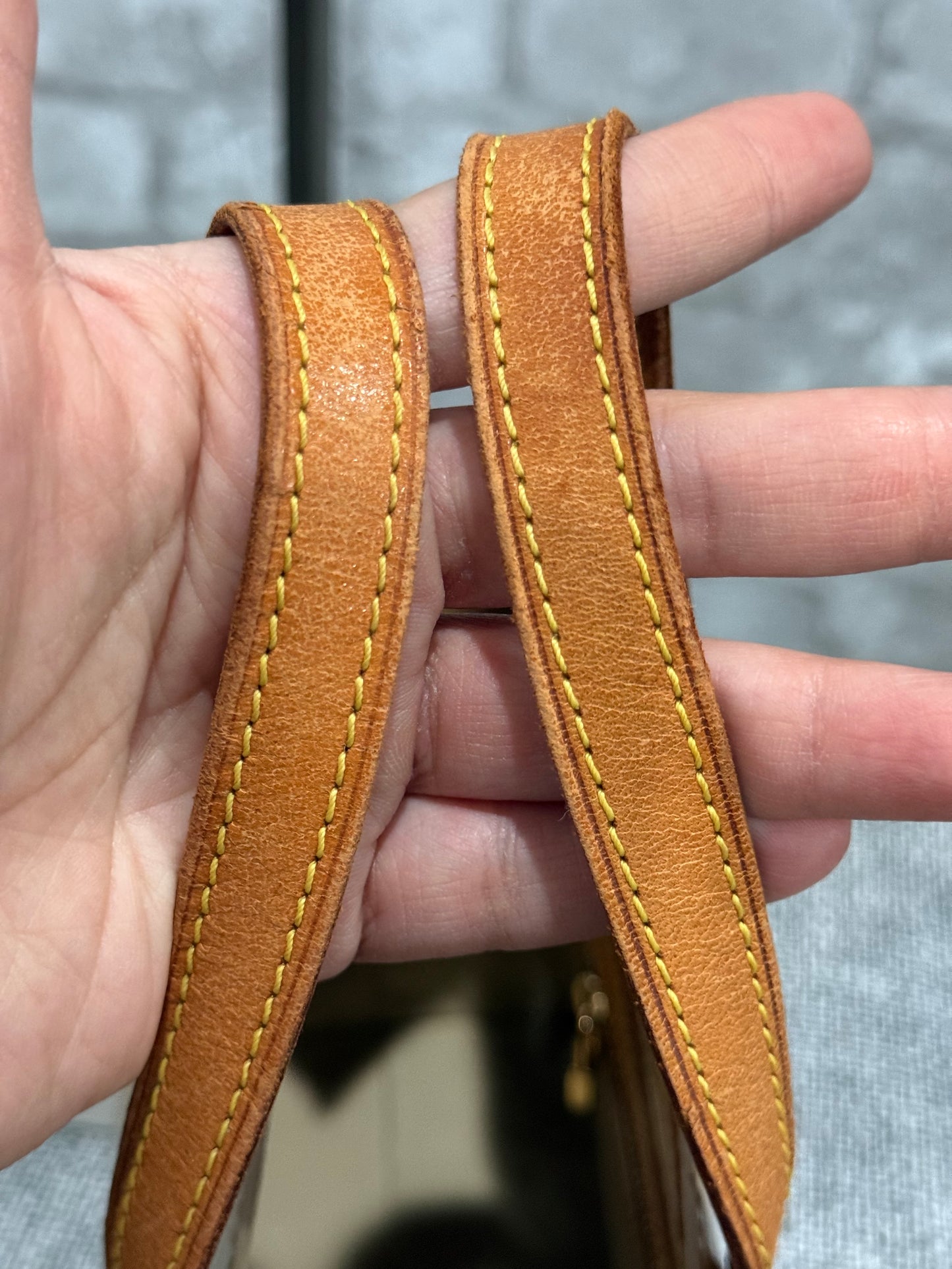 🌼👜Louis Vuitton Monogram Vernis Lead Golden Yellow 👜🌼