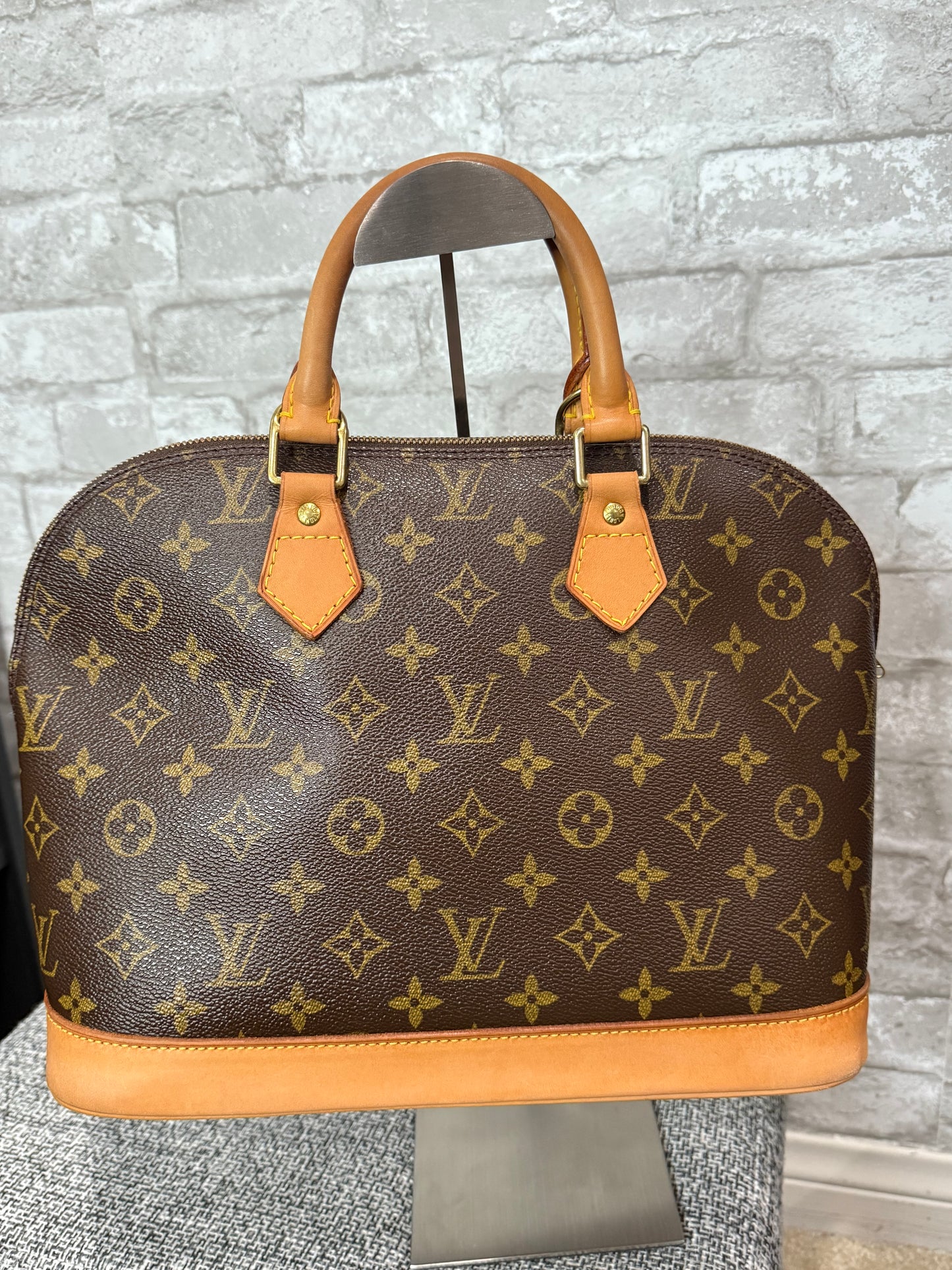 🌸👜Louis Vuitton Vintage Alma PM 1999 Monogram 👜 🌸