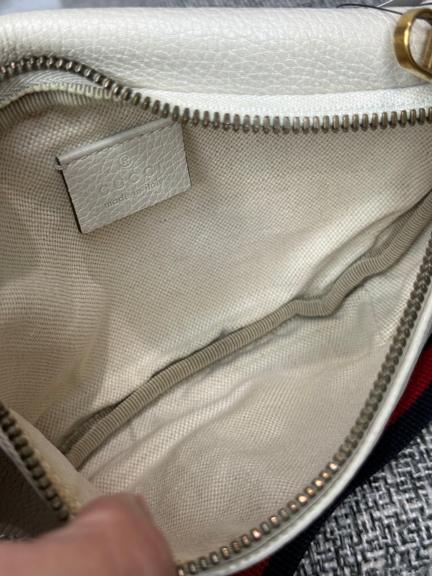 Gucci Small Logo Print Leather Belt Bag in white