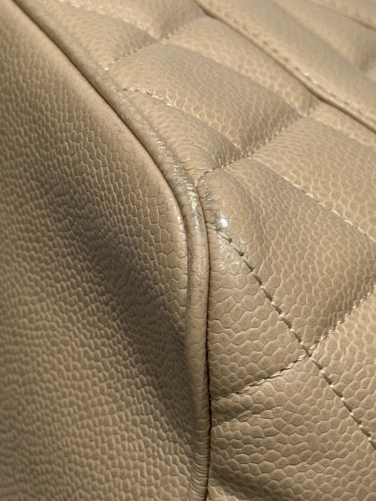 👜Chanel Medallion Tote Bag Quilted Caviar Leather in Beige  👜