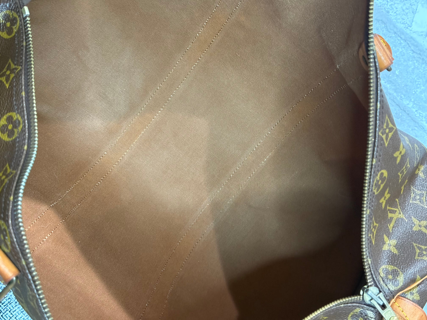 🌹 👜Louis Vuitton Keepall size 50 Monogram 👜 🌹