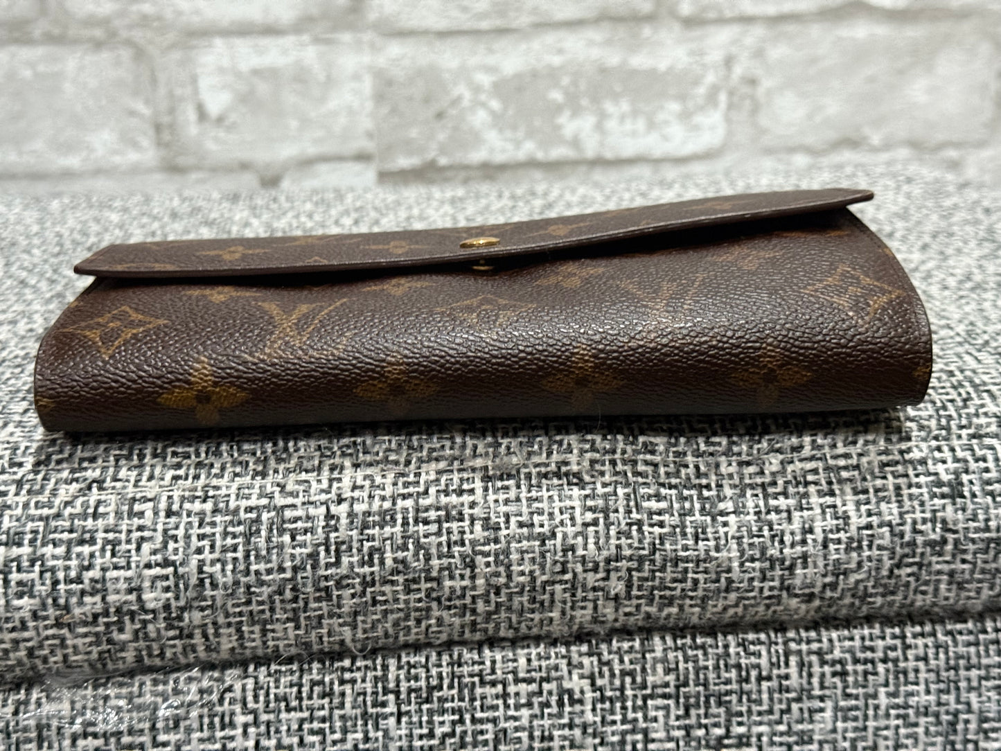 Louis Vuitton 2005 Sarah Long Wallet in Monogram