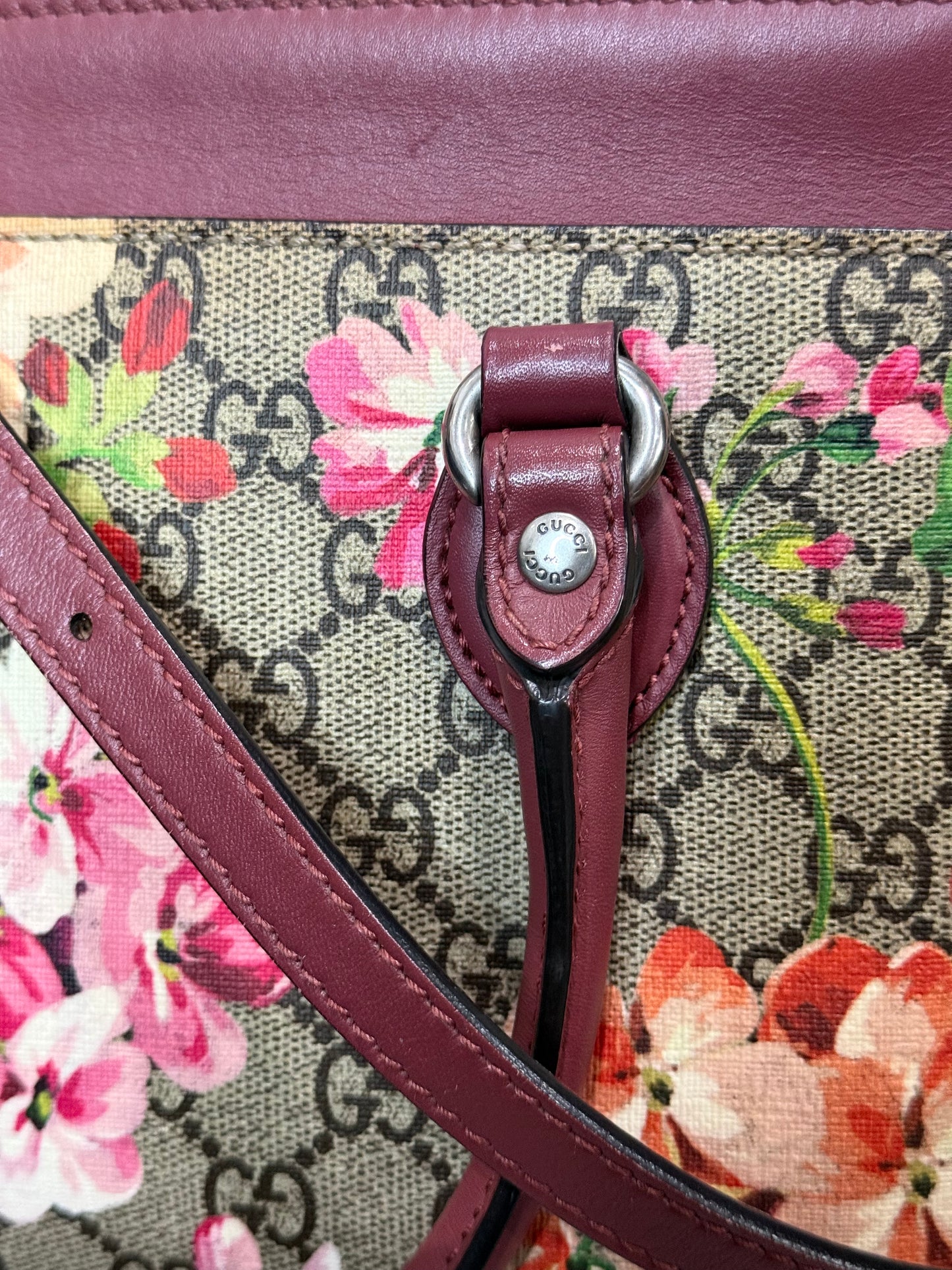 🌷🌸👜Gucci GG Supreme Pink Floral Print Top Handle 🌷🌸👜