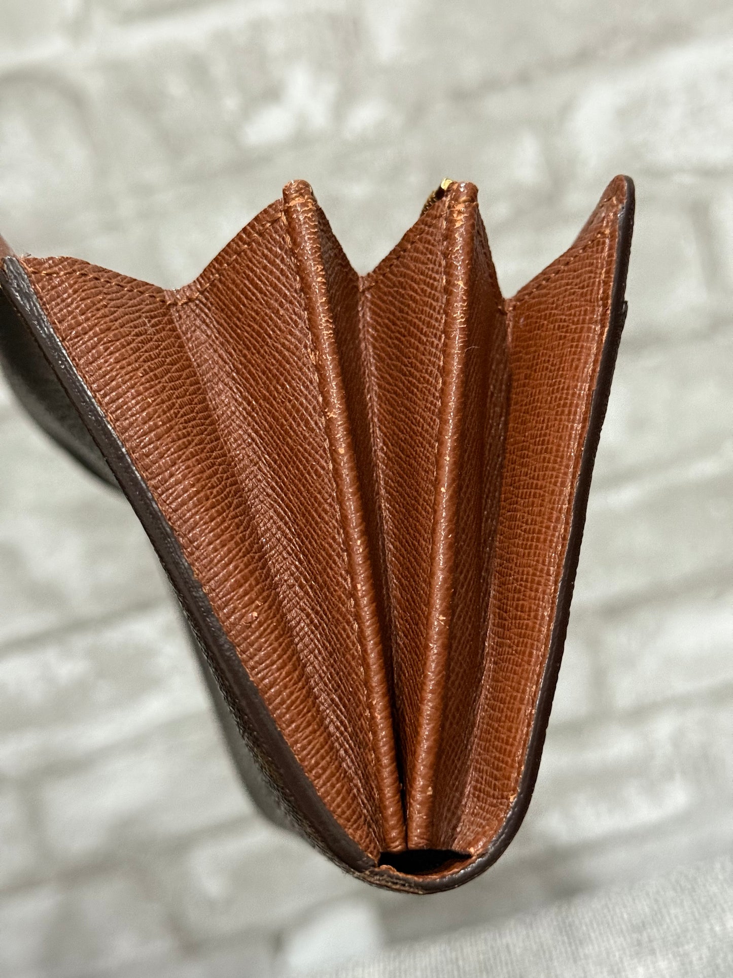 Louis Vuitton 2005 Sarah Long Wallet in Monogram