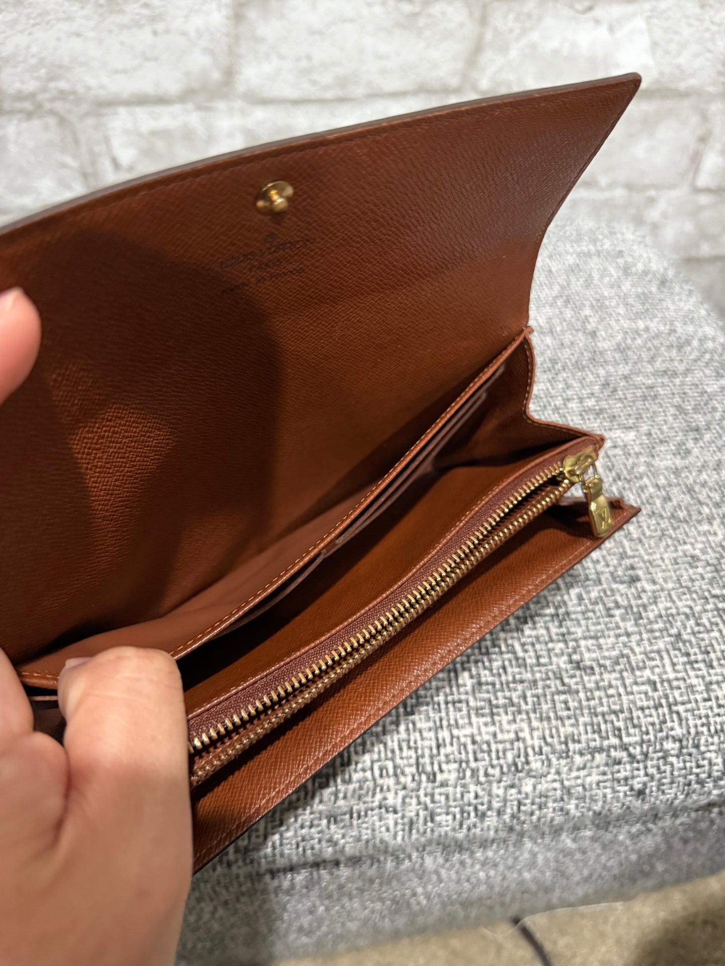Louis Vuitton 2005 Sarah Long Wallet in Monogram