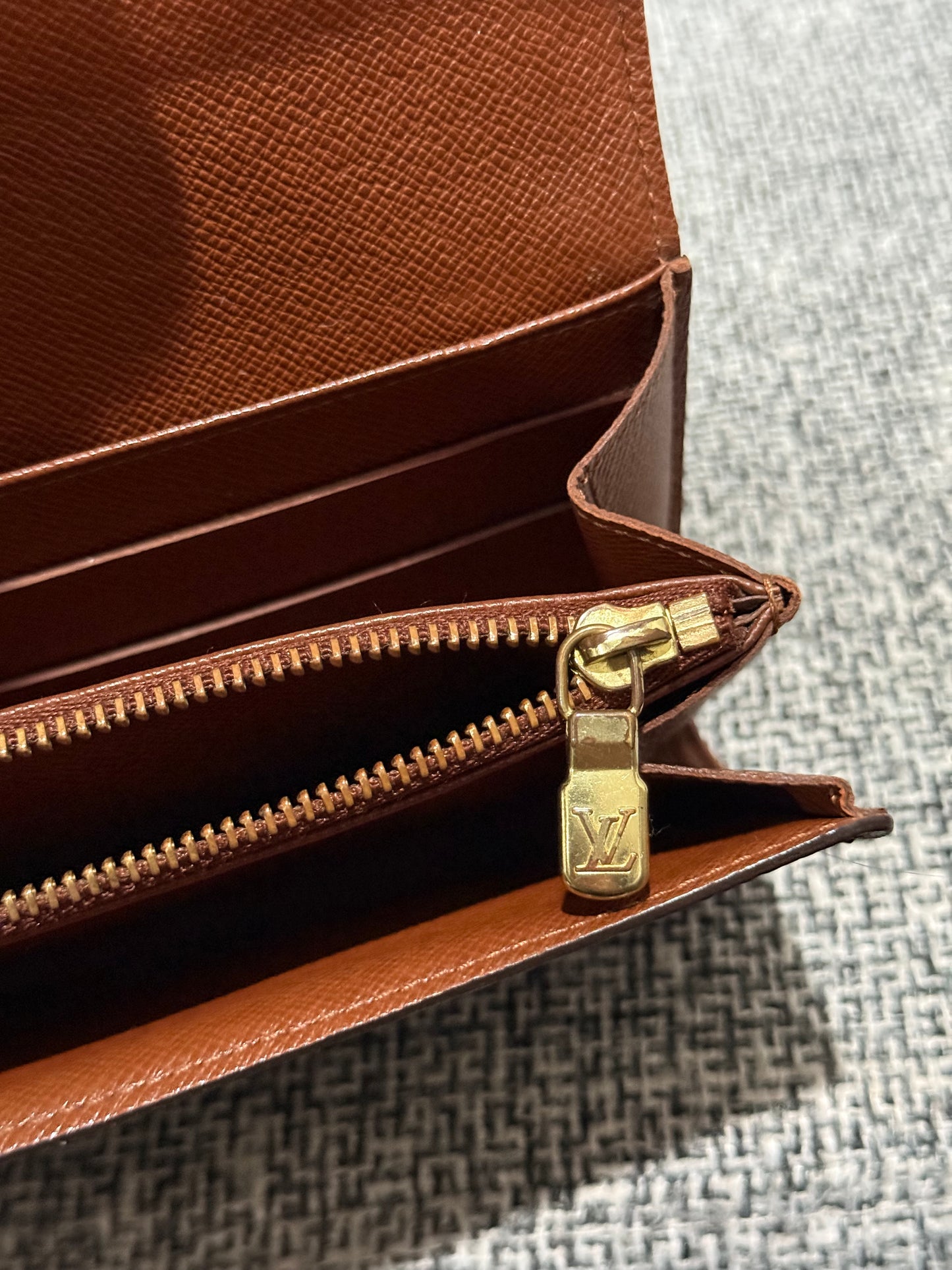 Louis Vuitton 2005 Sarah Long Wallet in Monogram