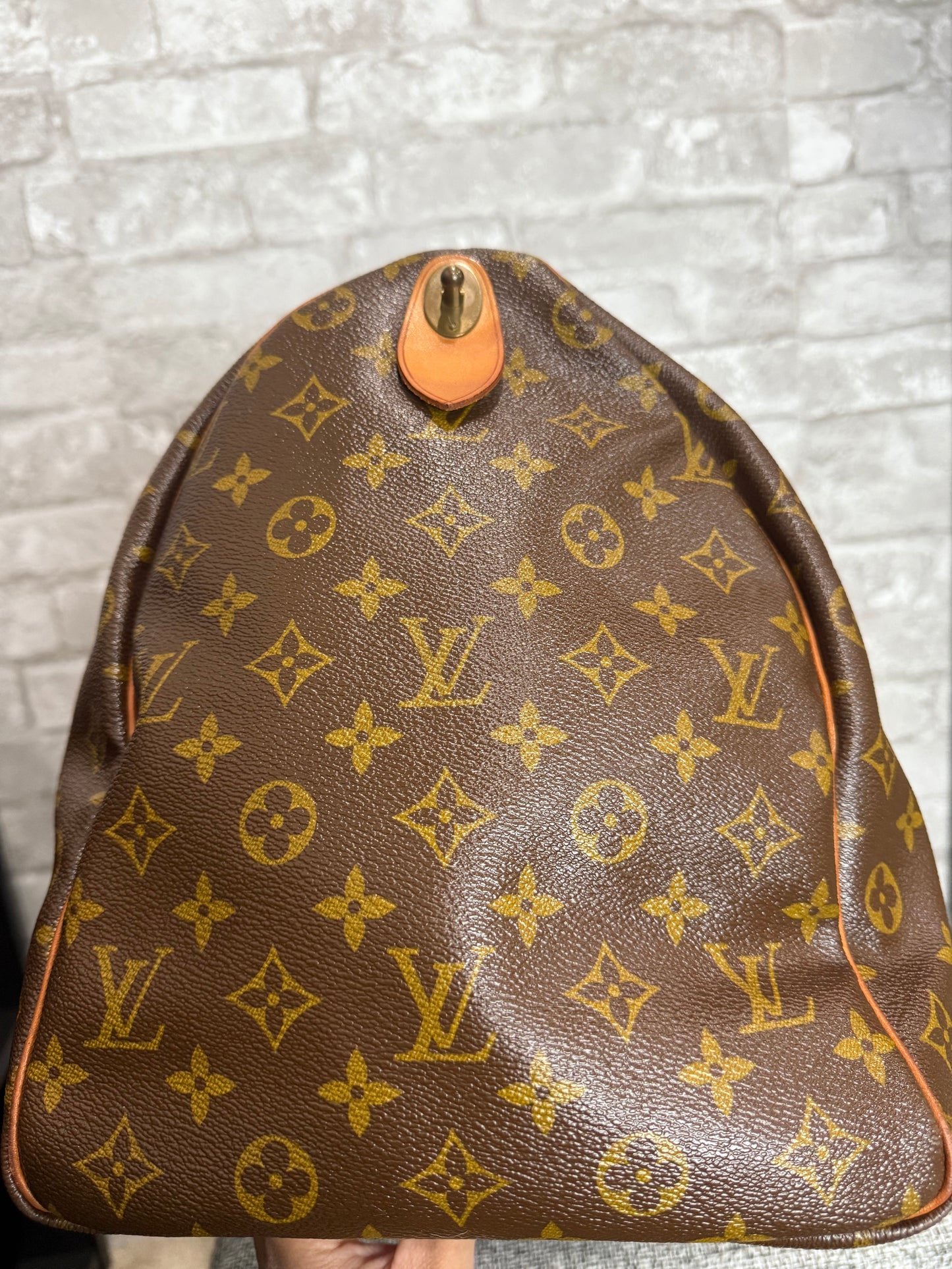 🌹 👜Louis Vuitton Keepall size 50 Monogram 👜 🌹