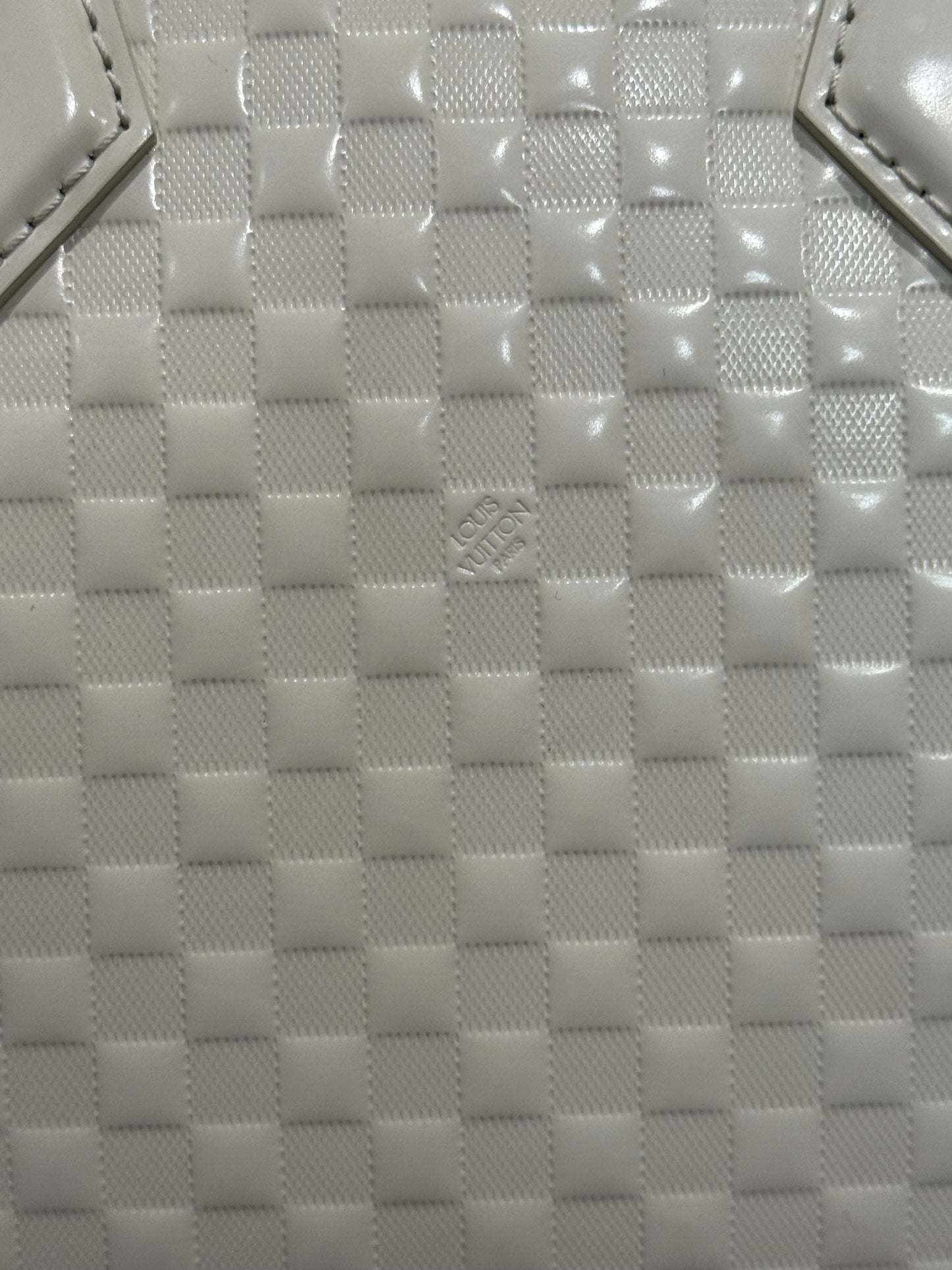 Louis Vuitton 2013 Limited Edition Speedy Cube PM in Damier Facette leather White