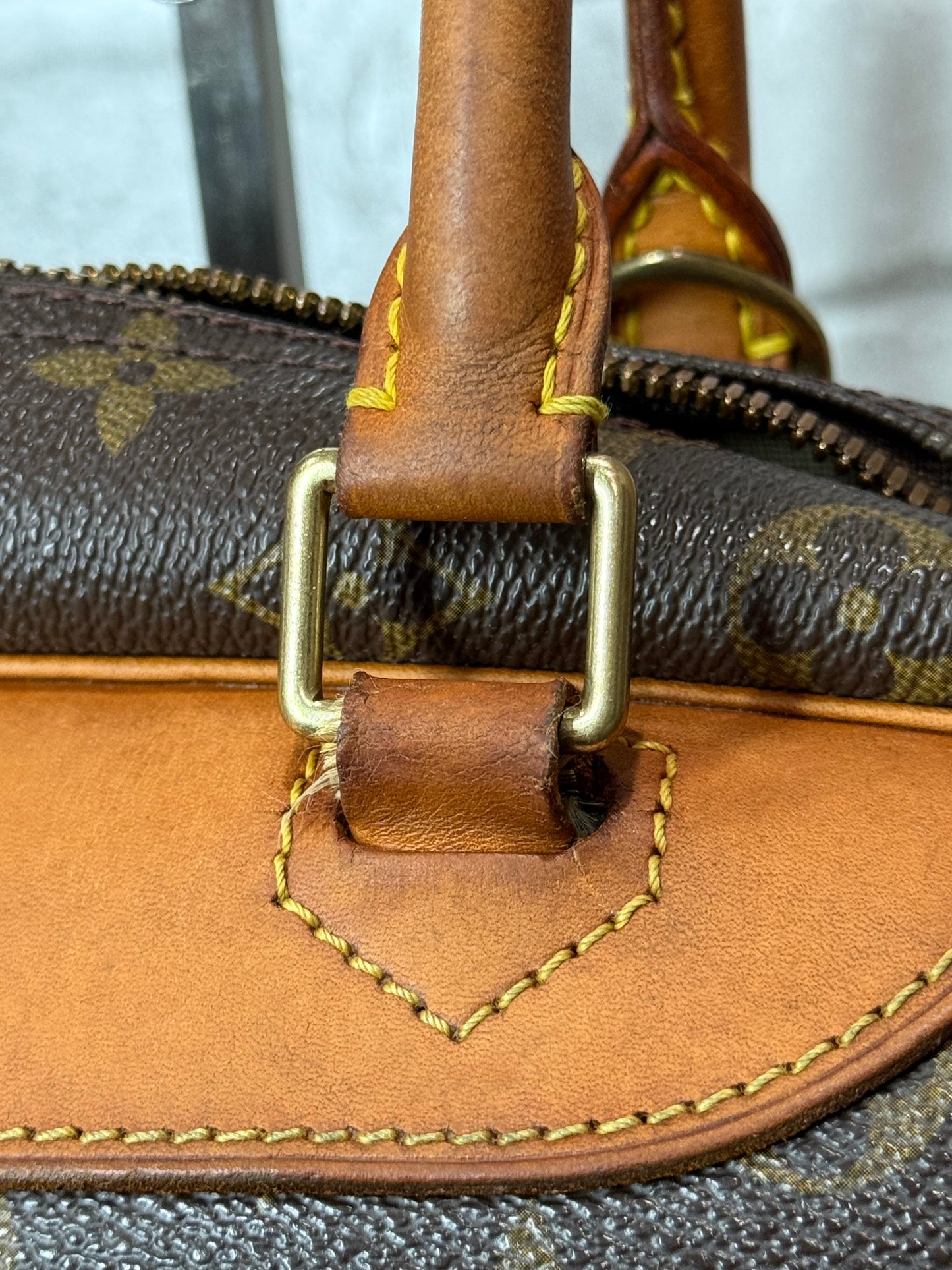 Louis Vuitton Vintage Deauville 
Monogram Tote Bag