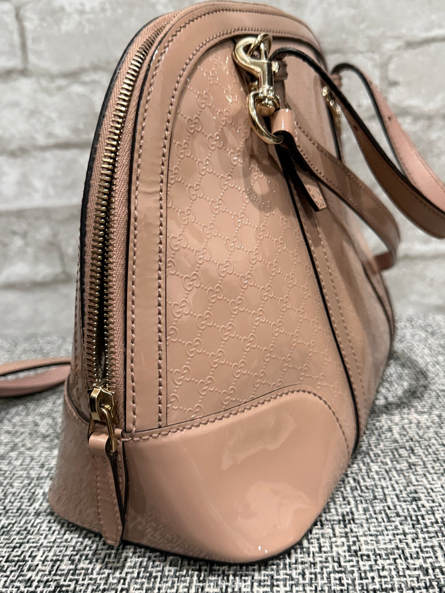👜 SOLD - Gucci Dome Patent leather 👜