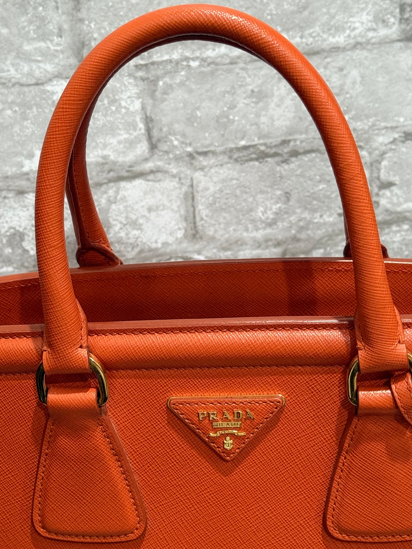 🍊 👜 Prada Galleria Saffiano leather bag in Orange 👜 🍊