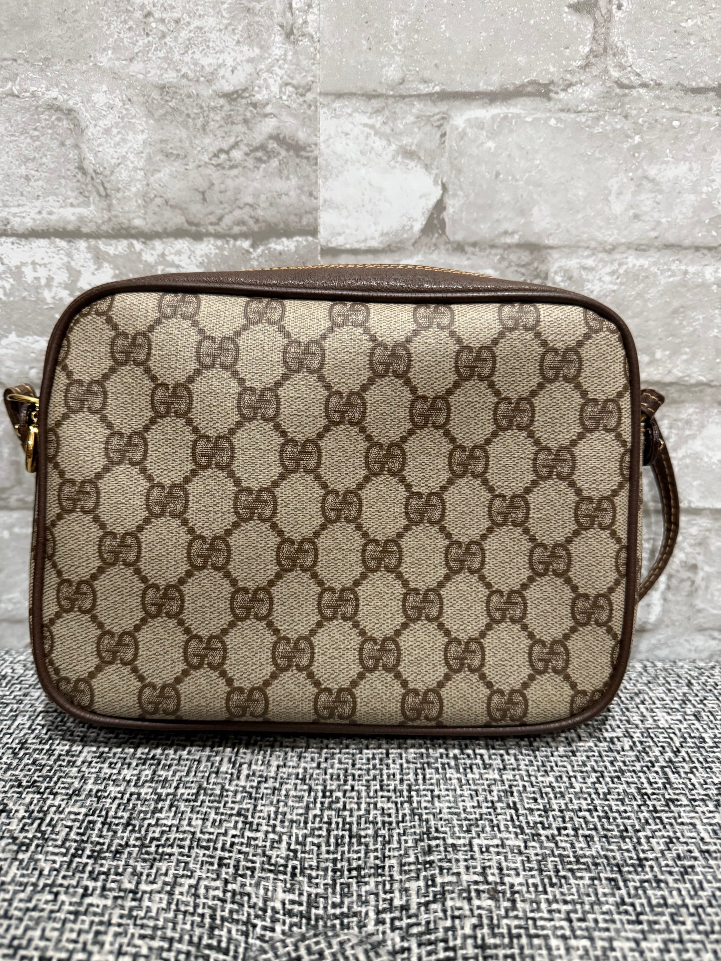 Vintage Gucci GG Supreme Crossbody