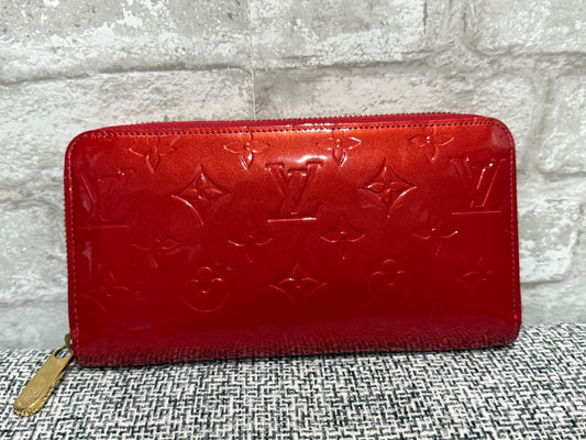 Louis Vuitton 2012 Red Vernis Zippy Wallet in Monogram