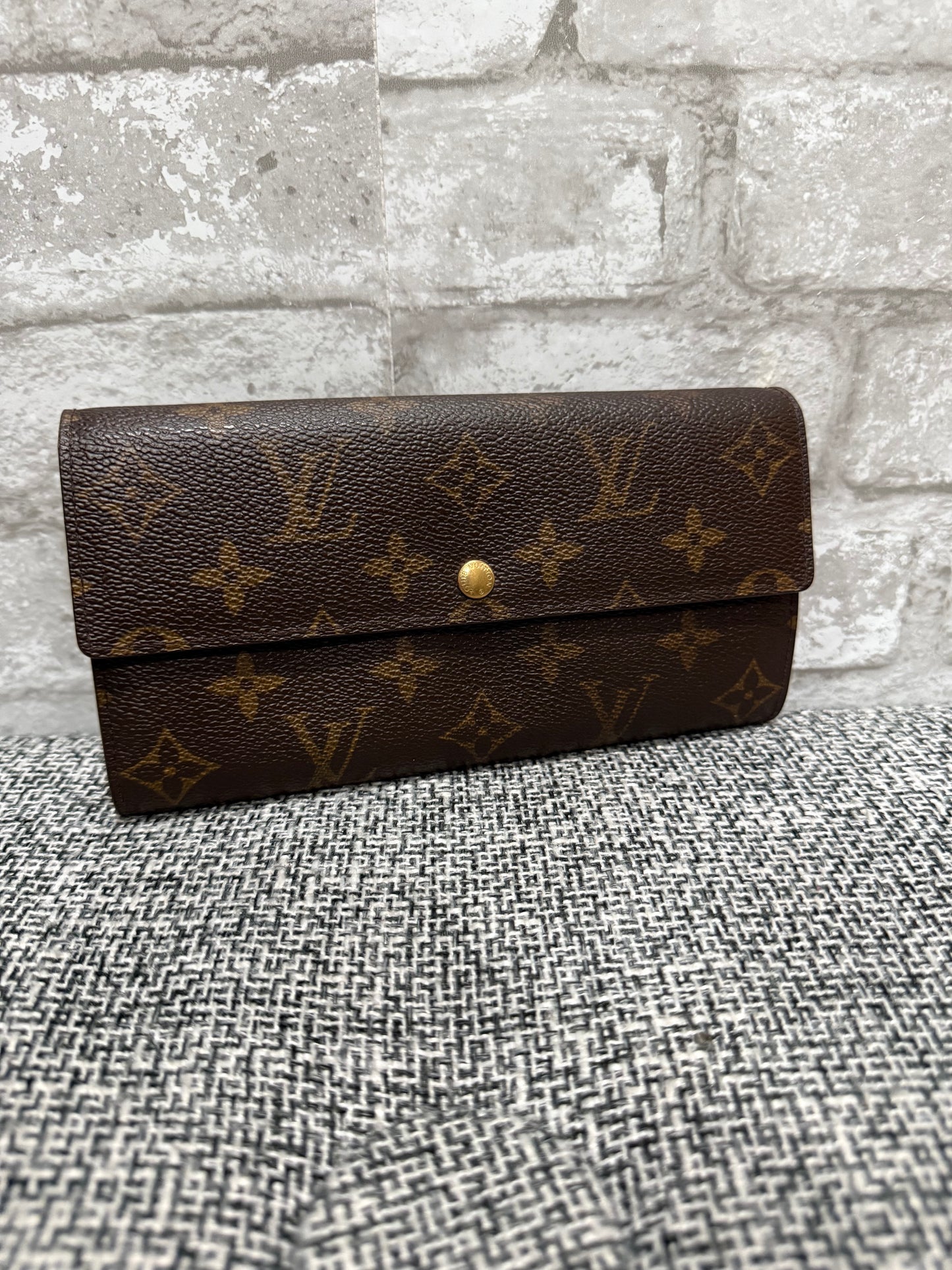 Louis Vuitton 2005 Sarah Long Wallet in Monogram