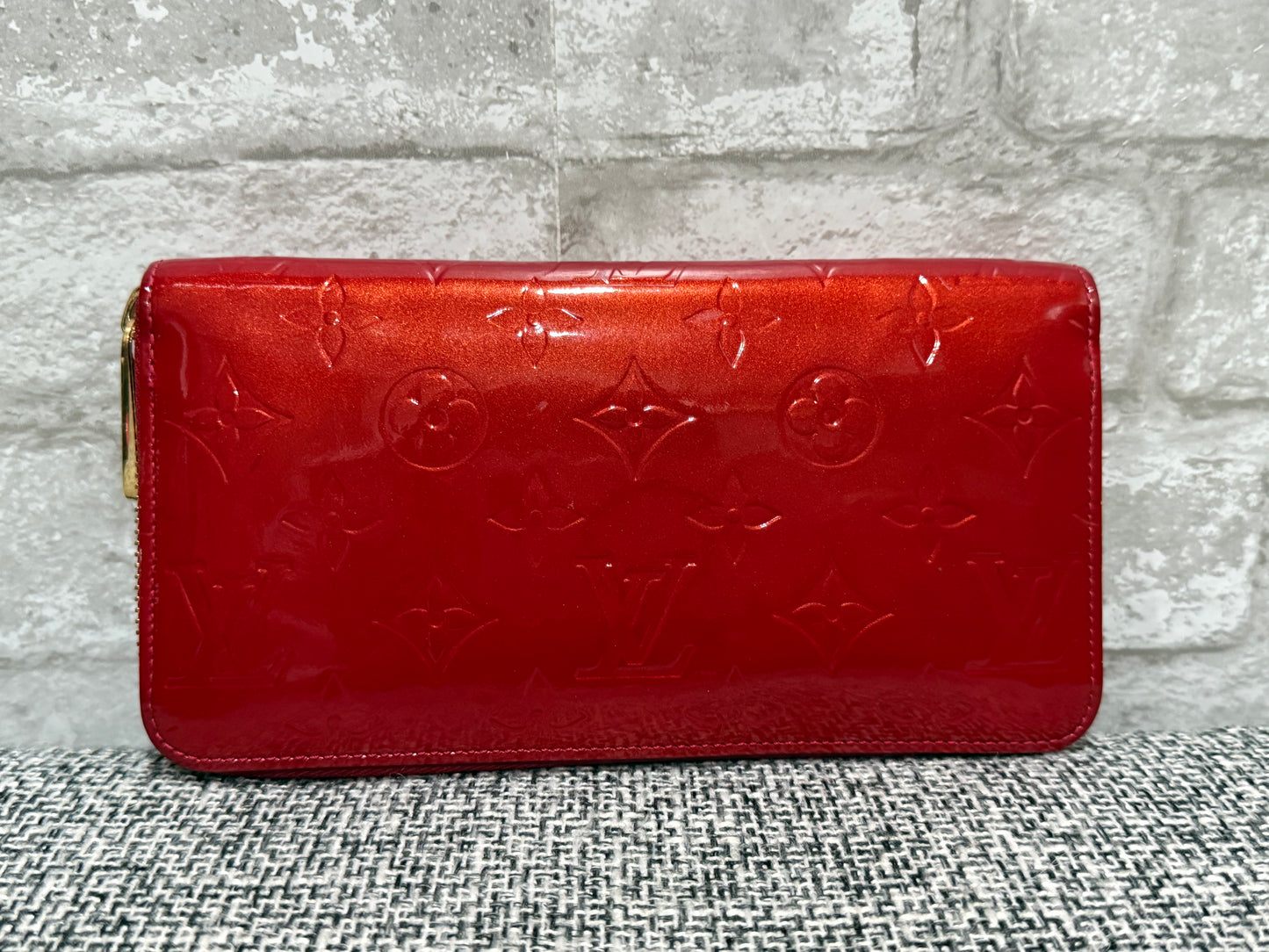 Louis Vuitton 2012 Red Vernis Zippy Wallet in Monogram